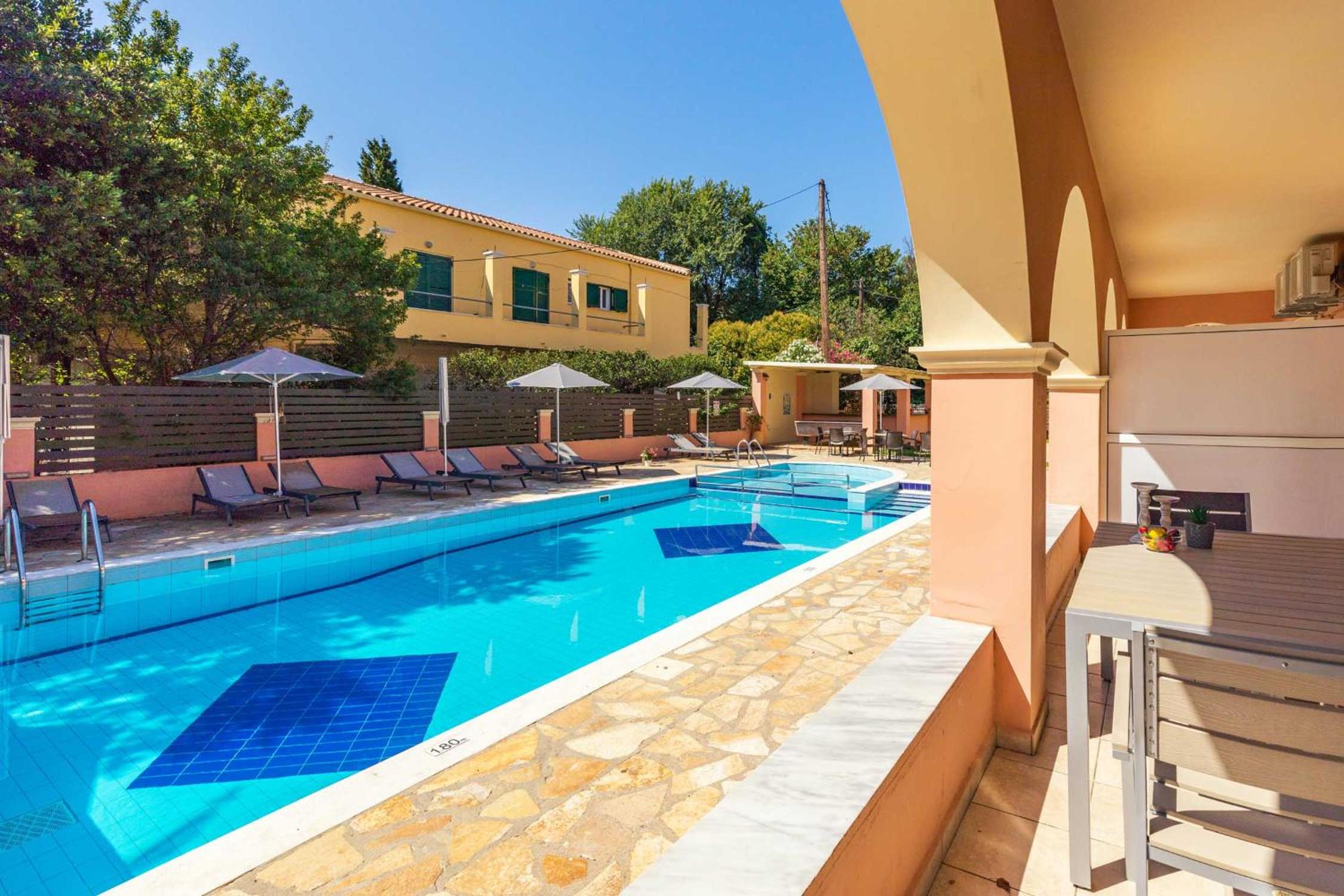 Apartment with Pool View  photo 2