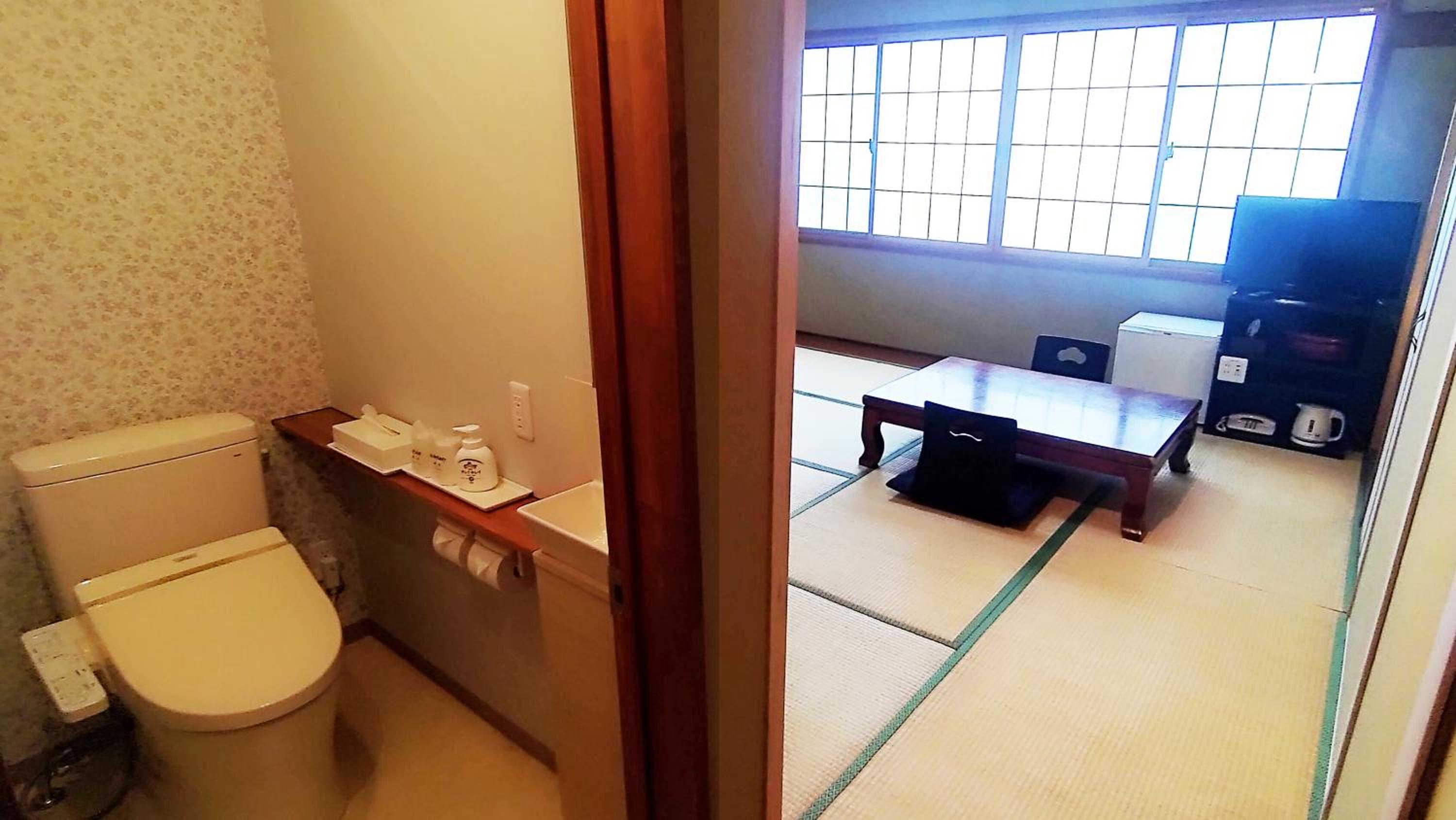 Japanese-Style Room with Mt. Fuji View - Photo 14