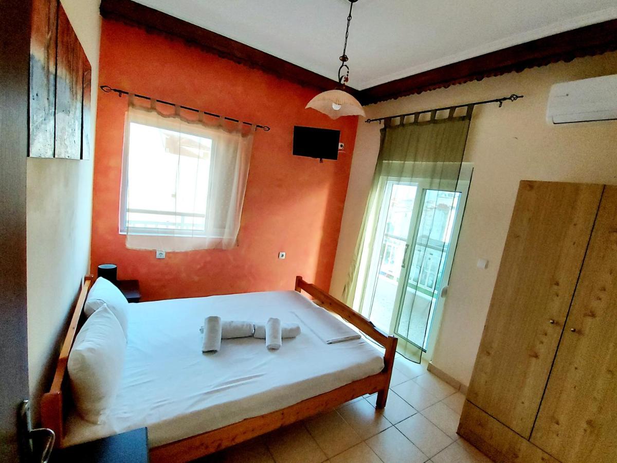 Two-Bedroom Apartment (5 Adults) - Photo 2