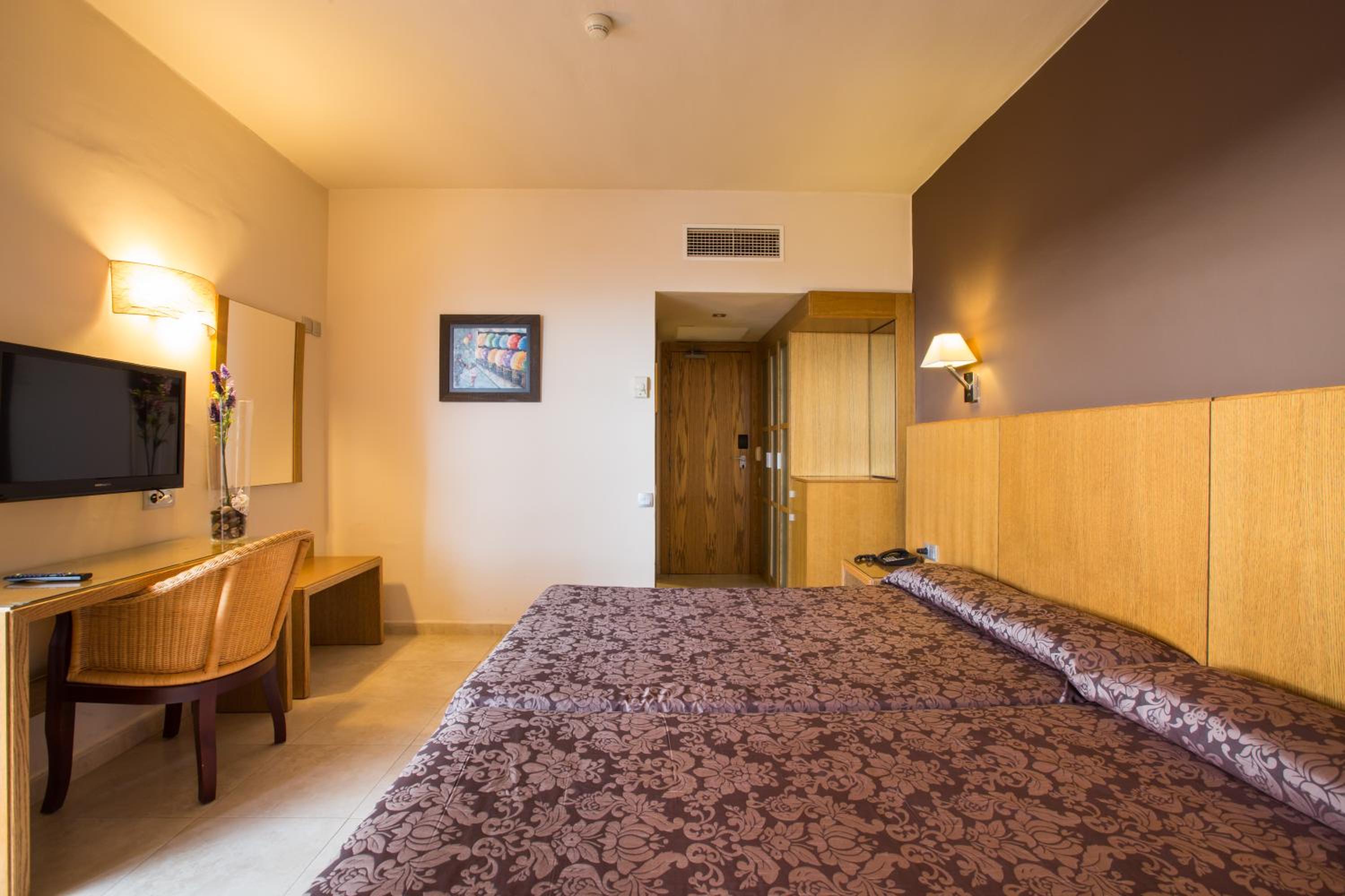 Standard  Room - Photo 5
