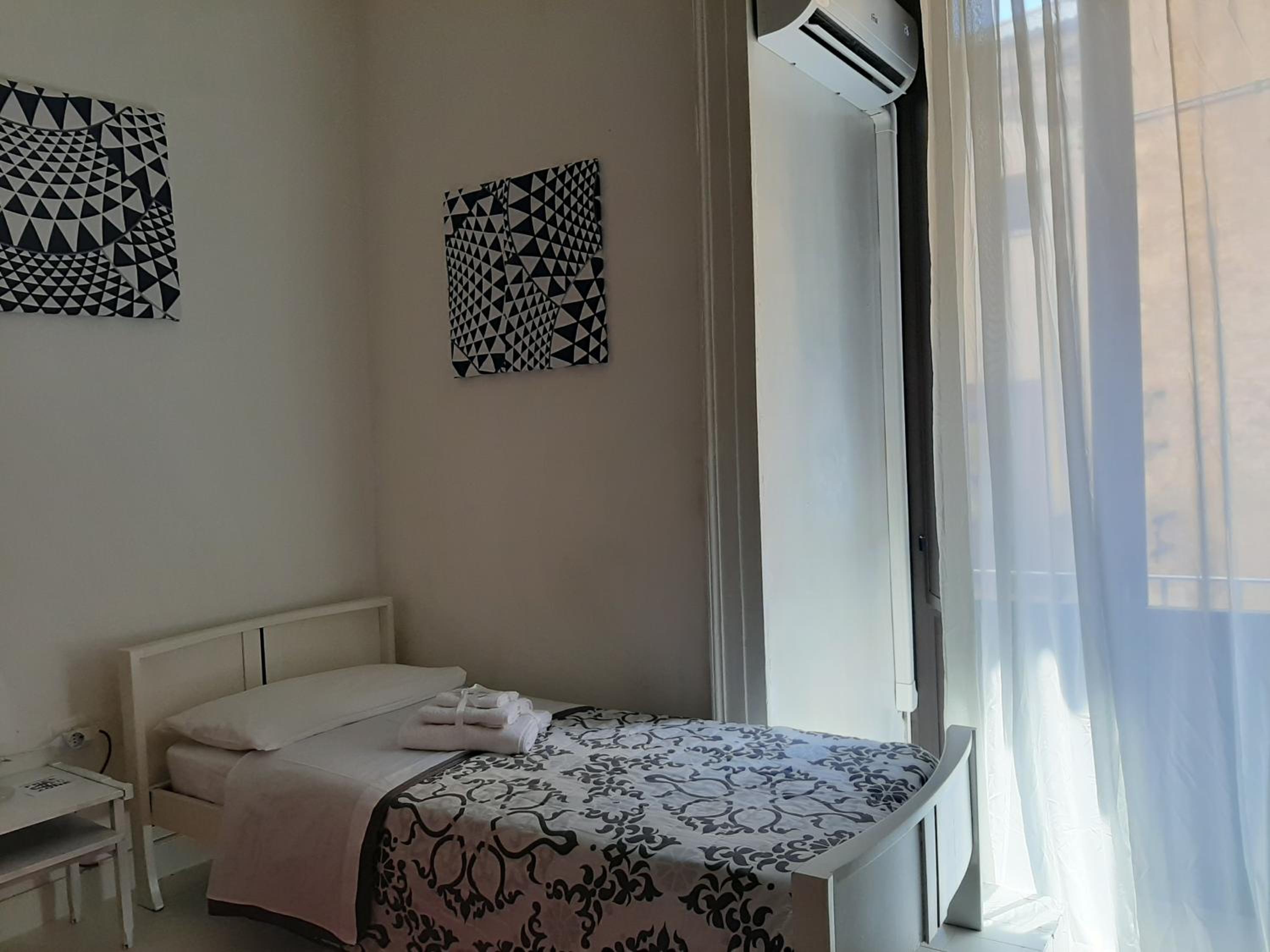 Apartment - Photo 9