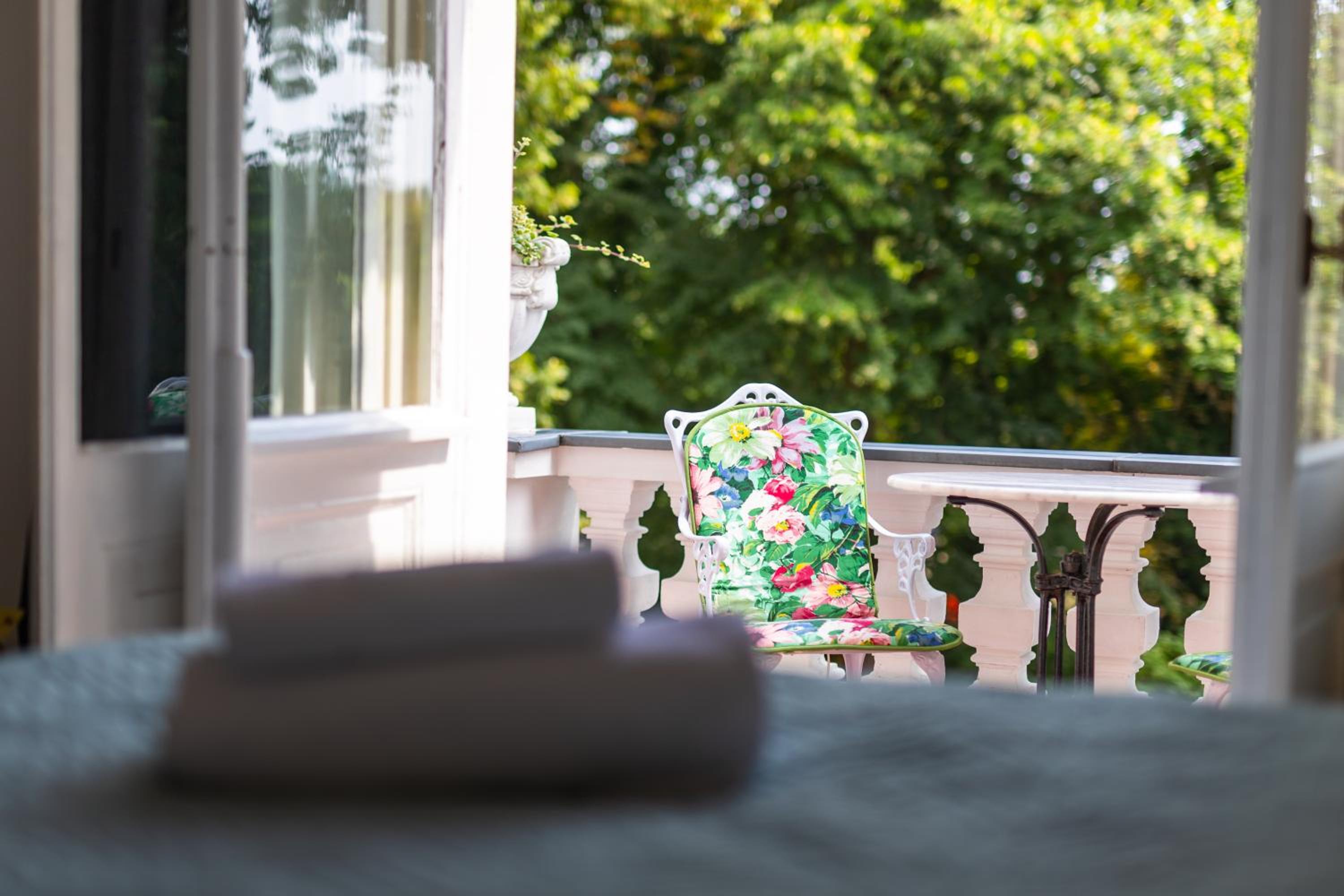 Deluxe Double Room with Balcony - Photo 6