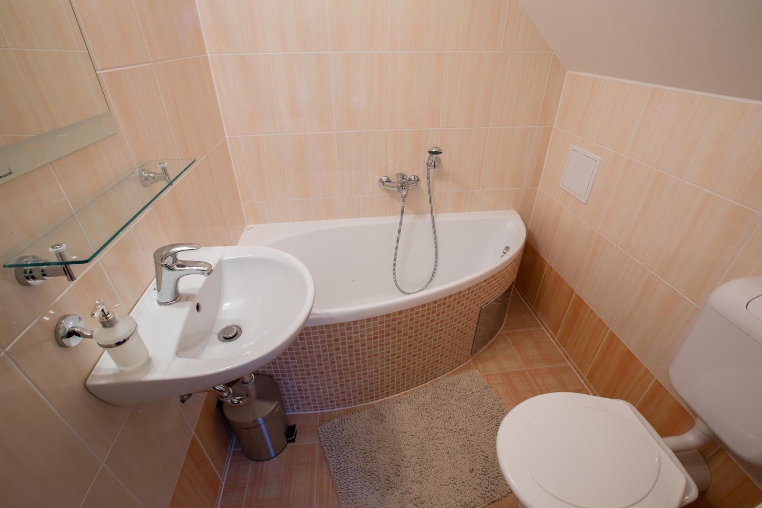 Single Room photo 2
