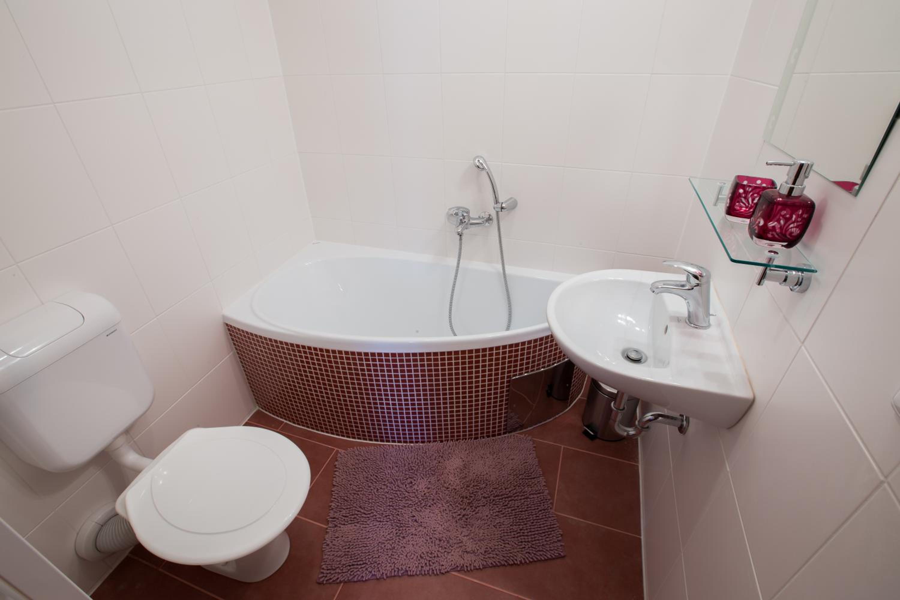 Duplex One-Bedroom Suite photo 2