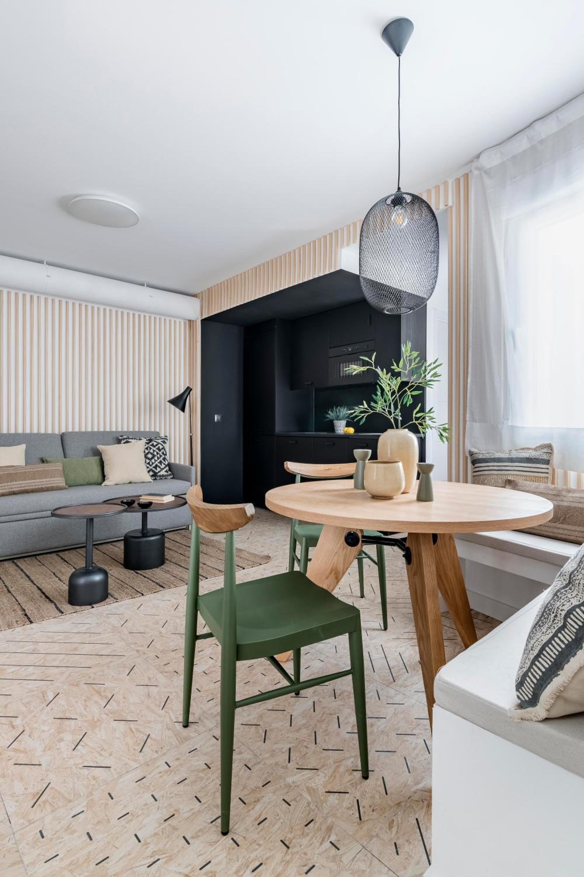 Three-Bedroom Apartment (8 Adults) - Photo 1