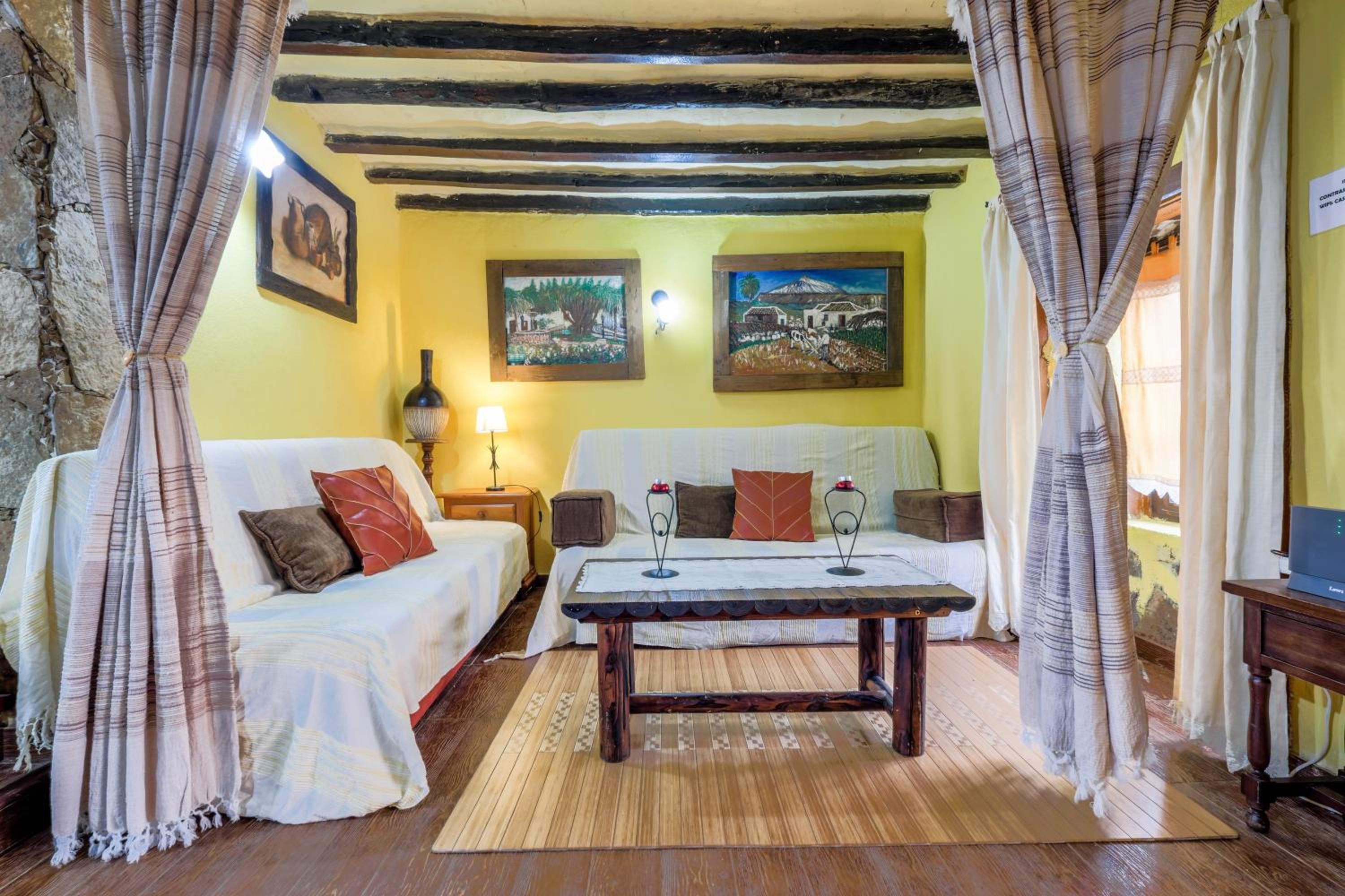 One-Bedroom House - Photo 1