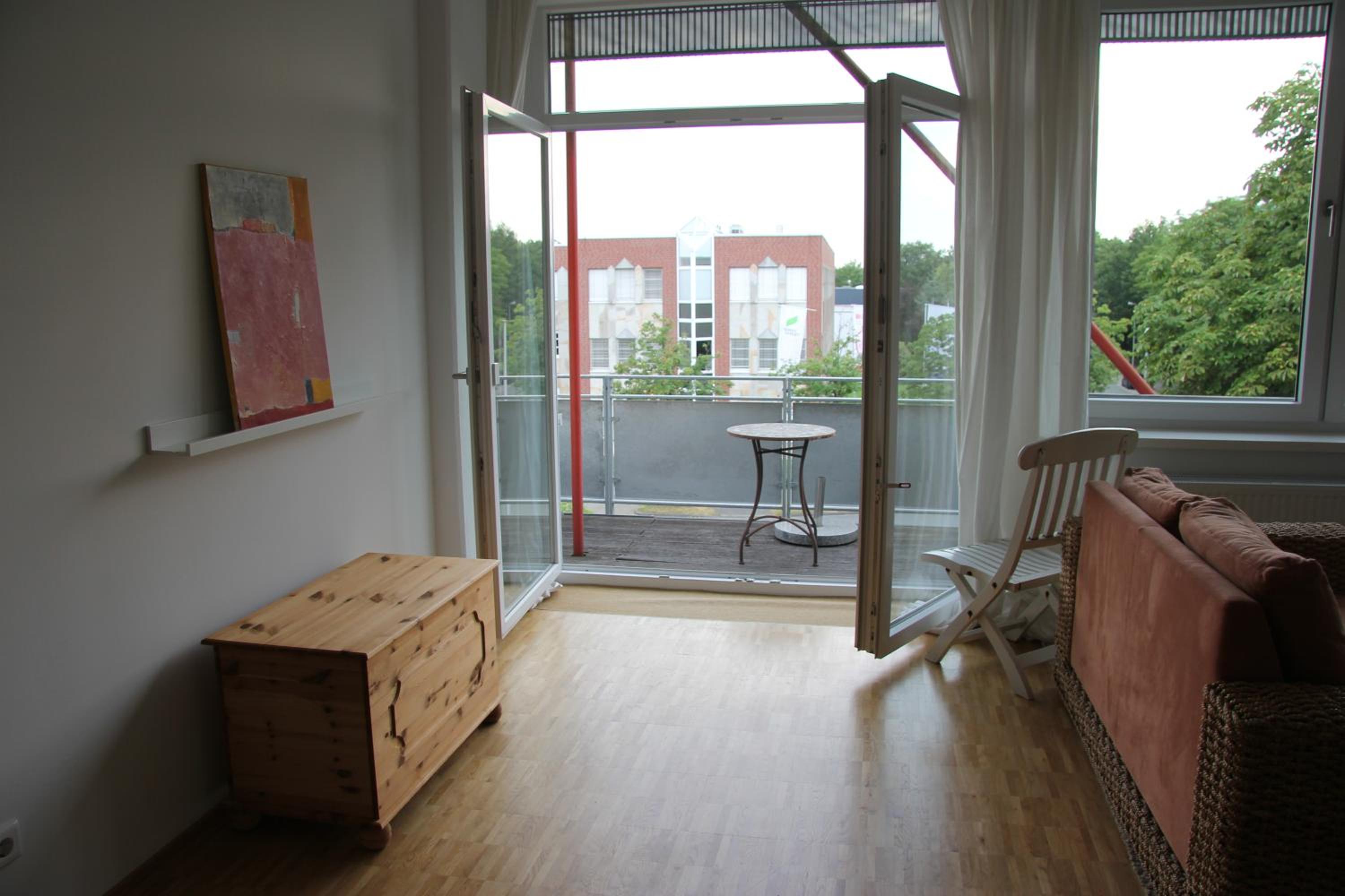 Apartment with Balcony photo 3