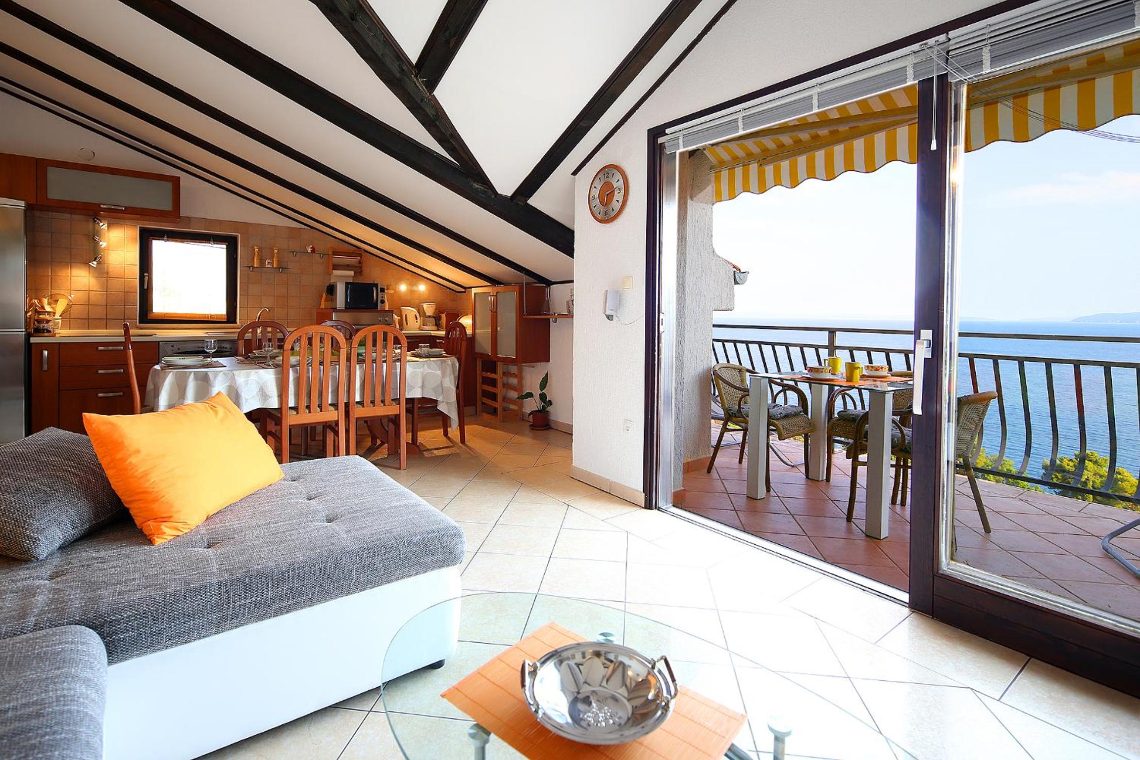 Apartment with Sea View