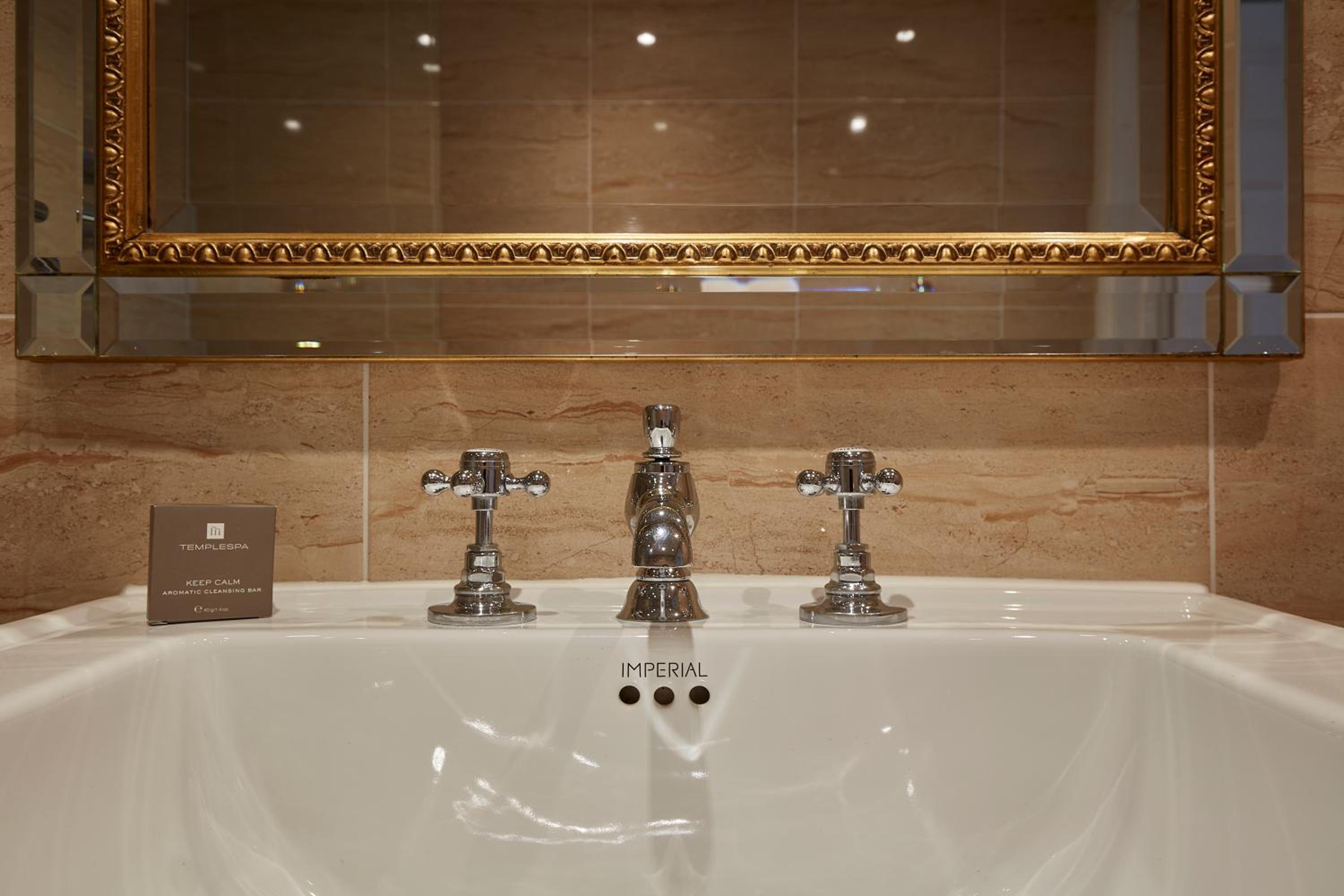 Signature Superior Room photo 3