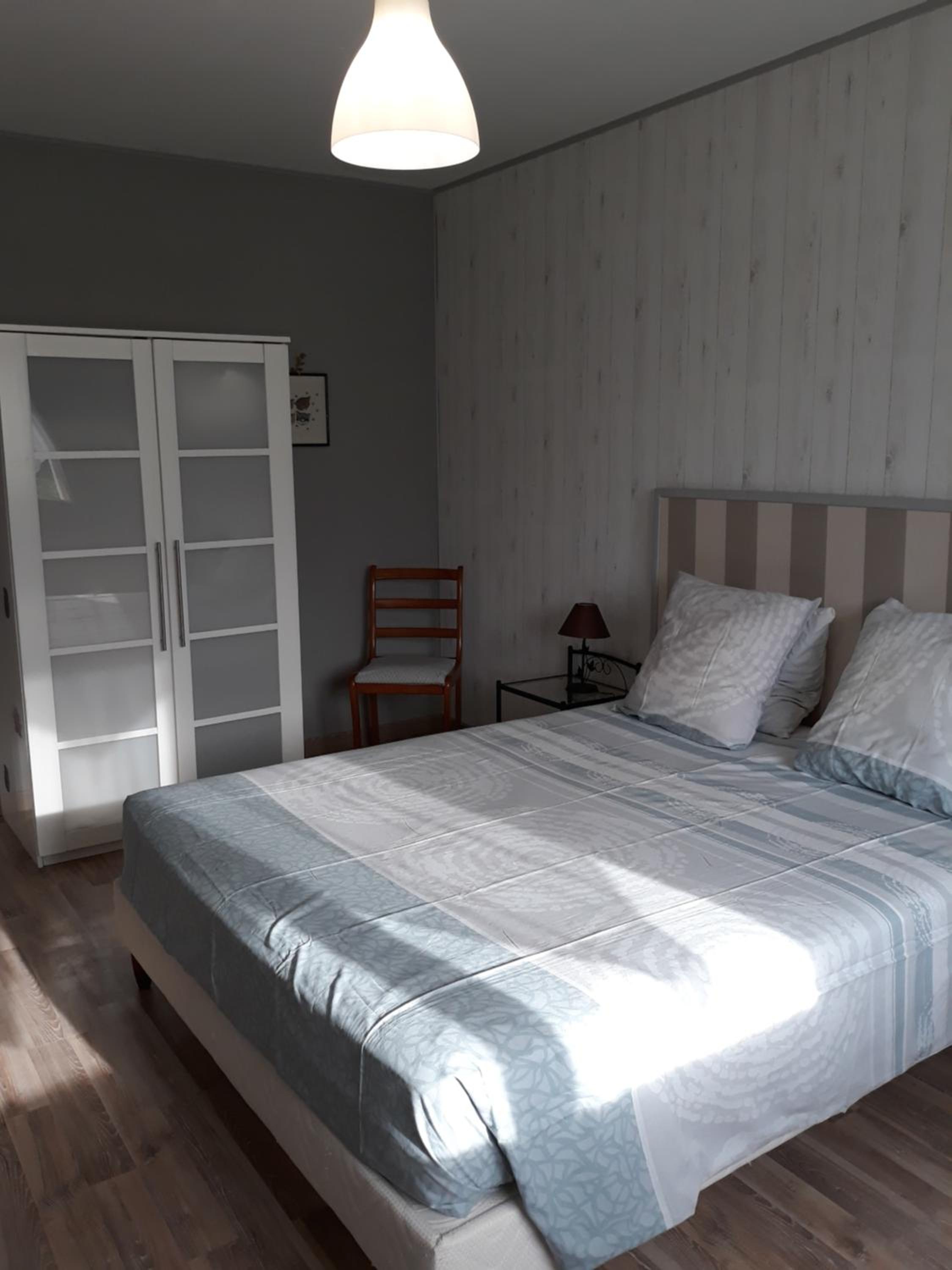 Deluxe Double Room (2 Adults + 1 Child) photo 1
