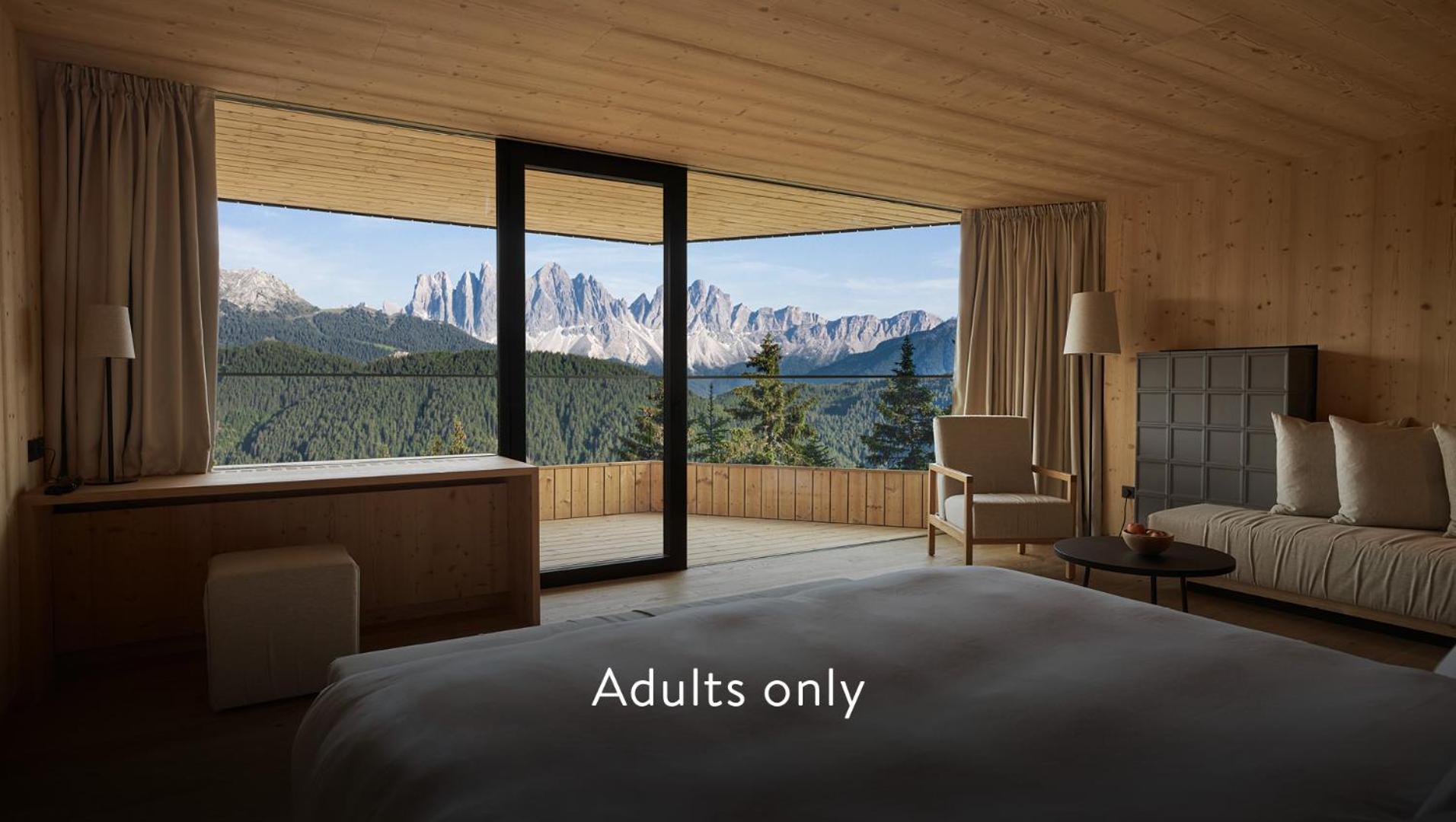 Deluxe Suite - Photo 5