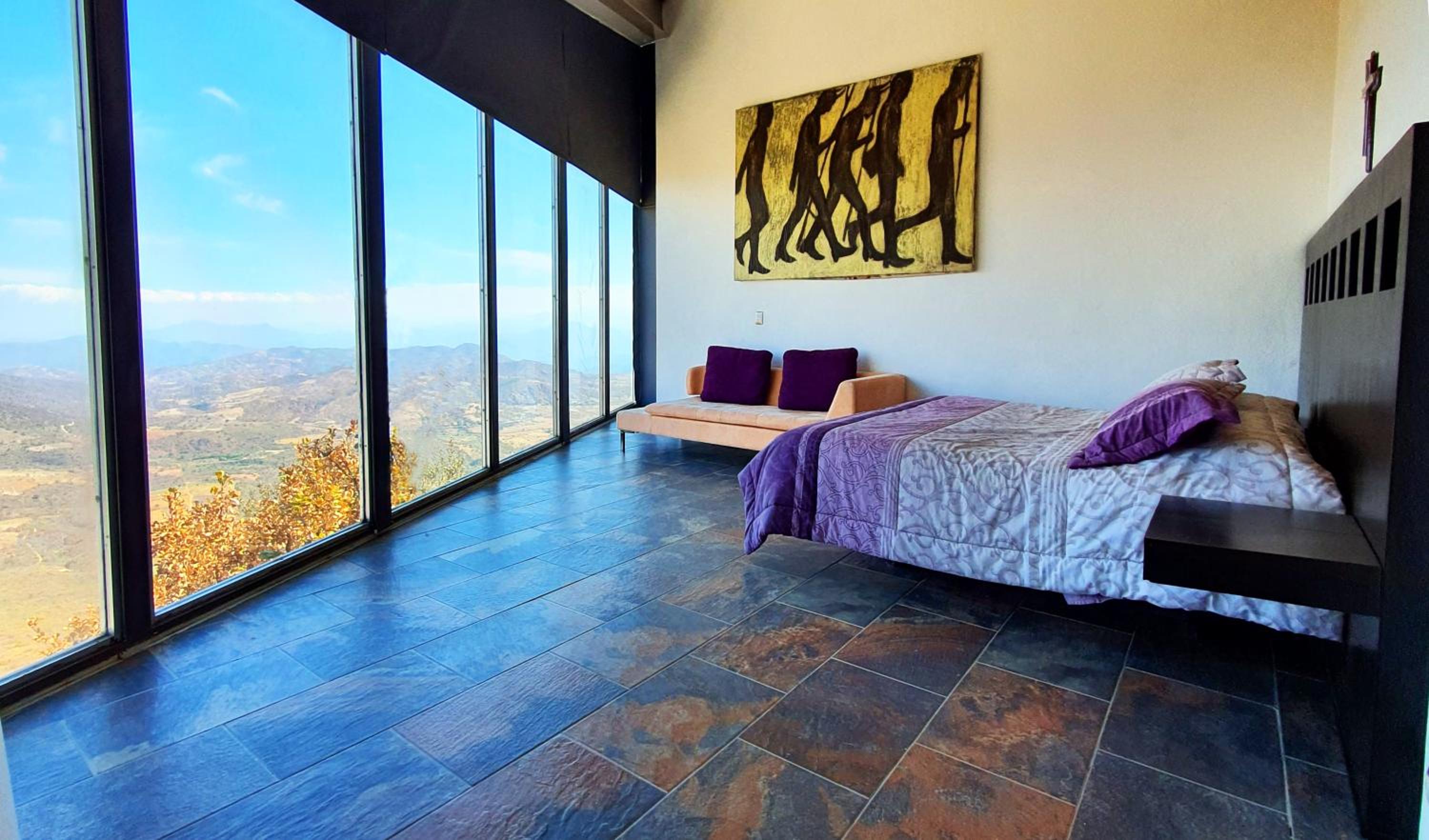 Family Room - Photo 2