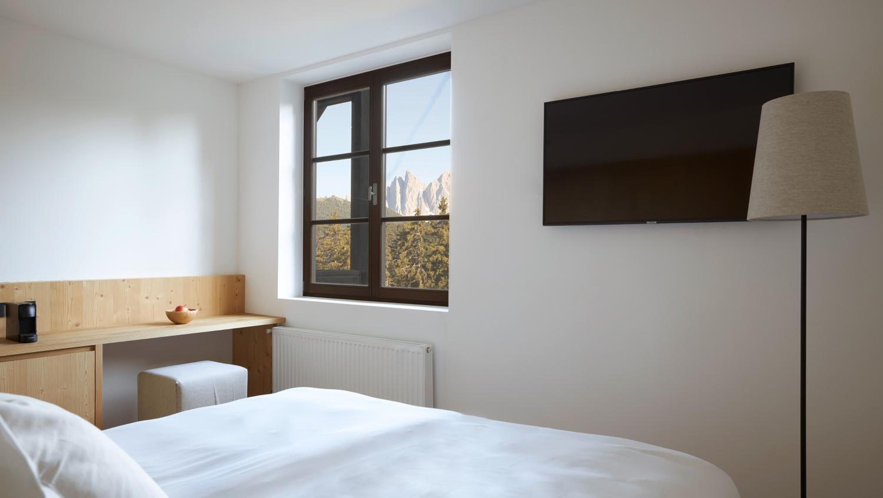 Deluxe Room - Photo 5