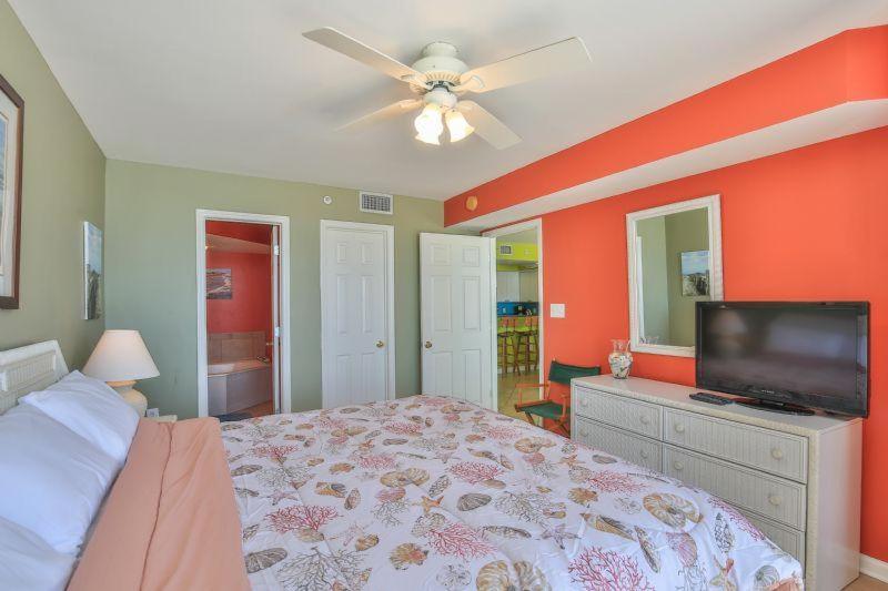 Three-Bedroom Villa photo 2