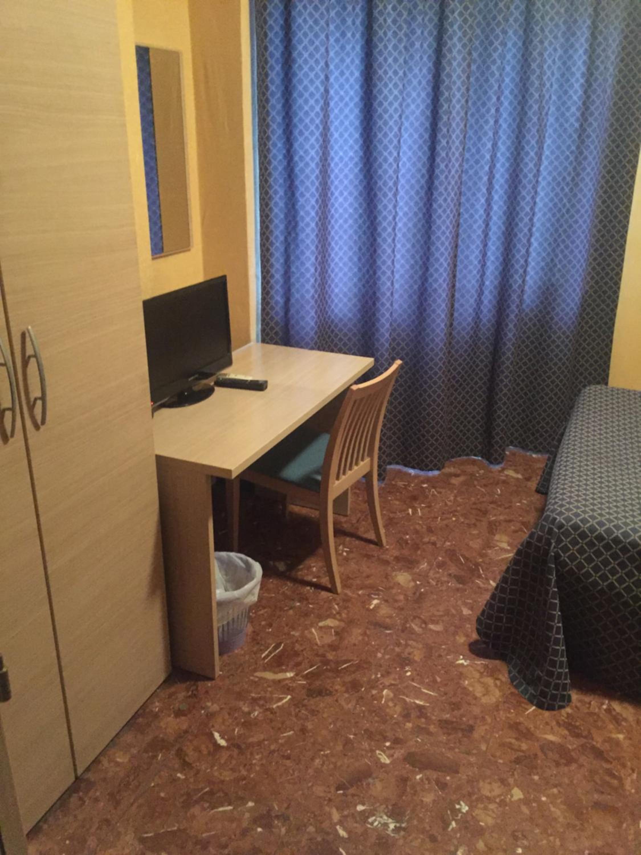 Quadruple Room - Photo 1