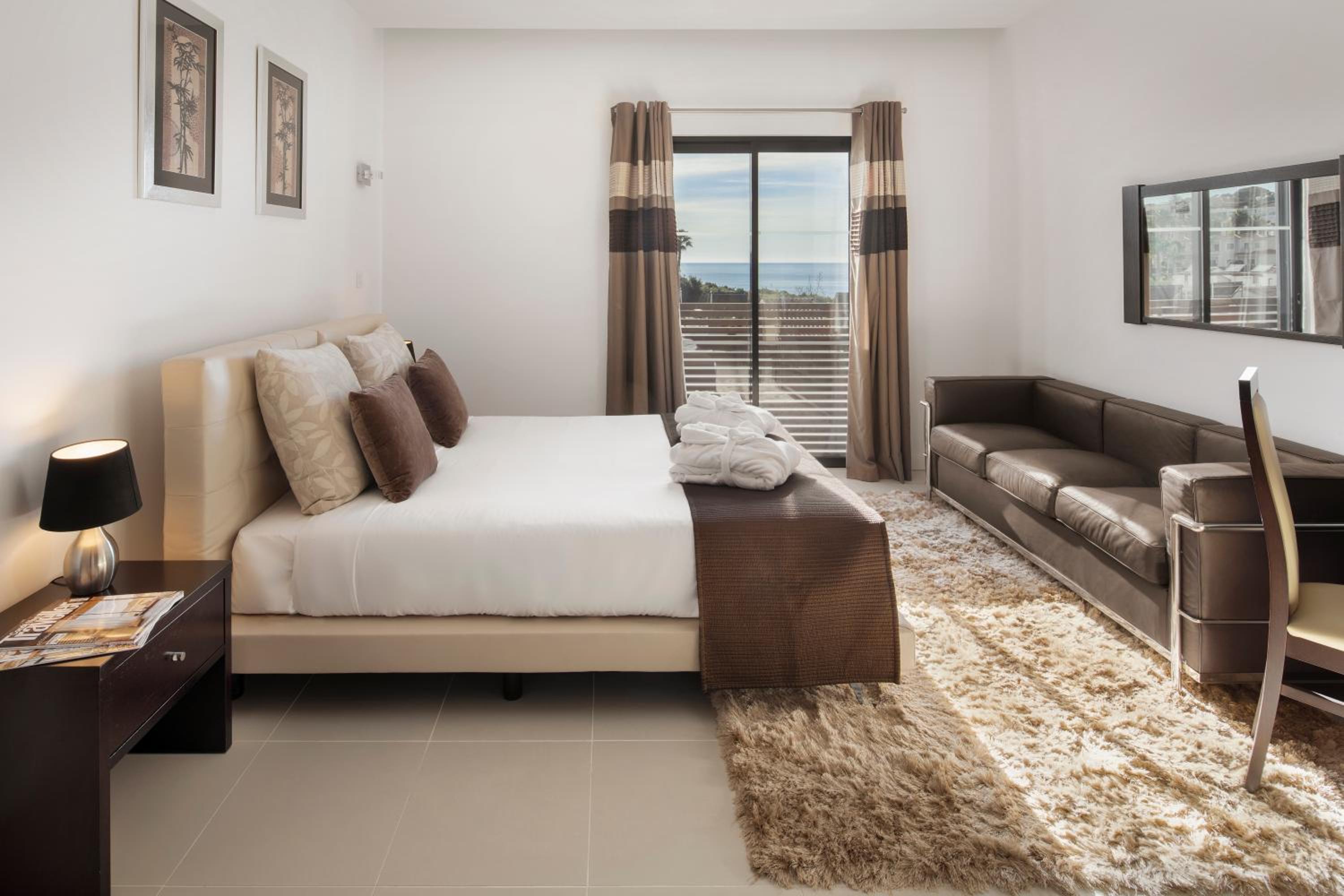 Two-Bedroom Apartment with Sea View