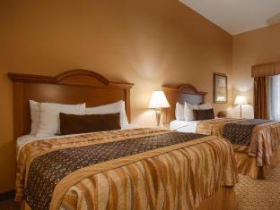 King Suite with Sofa - Disability Access/Non-Smoking - Photo 6