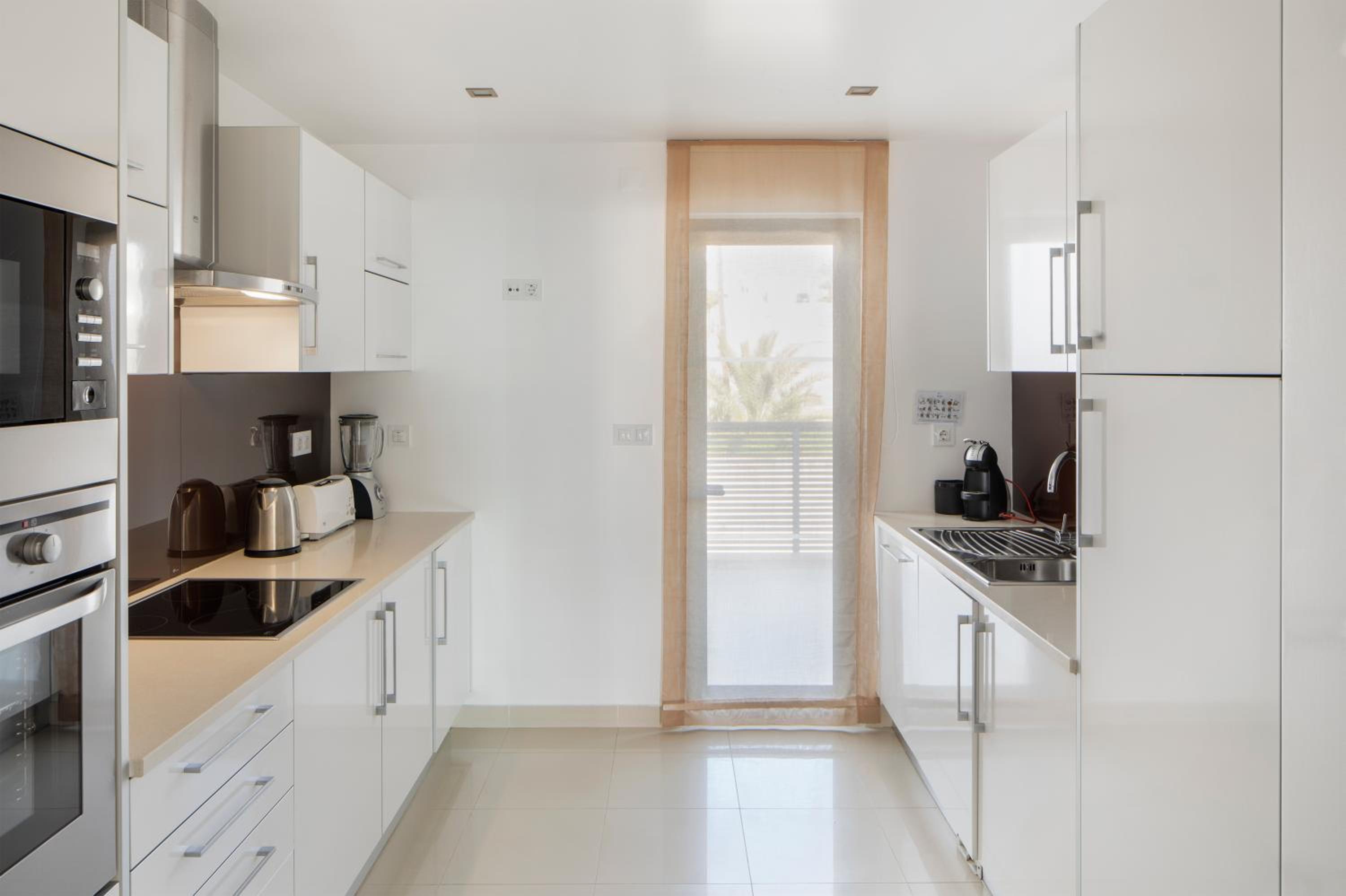 Standard Two-Bedroom Apartment with Balcony photo 3