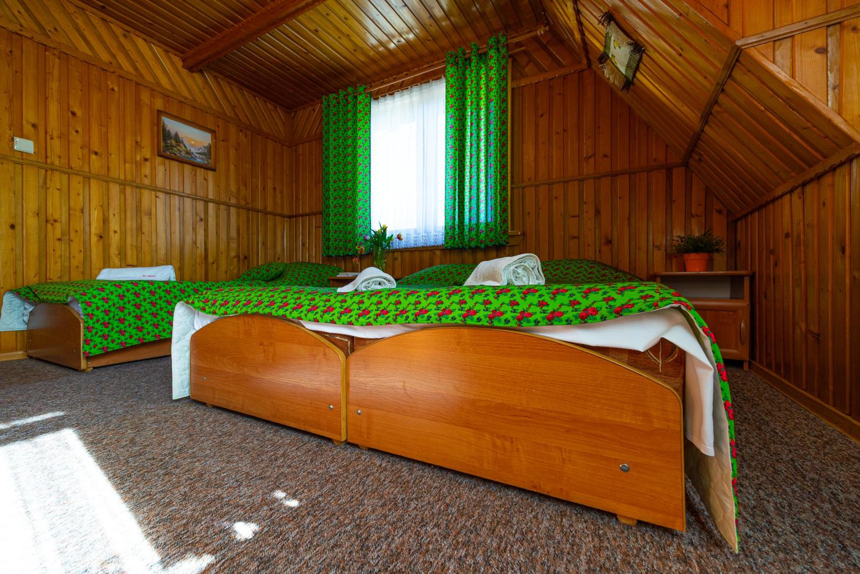 Standard Triple Room - Photo 2