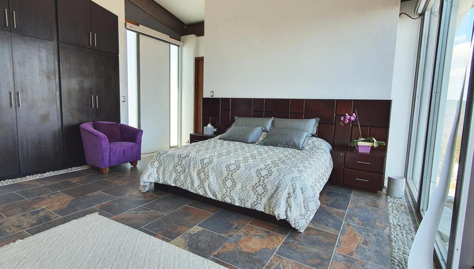 Deluxe Room - Photo 3