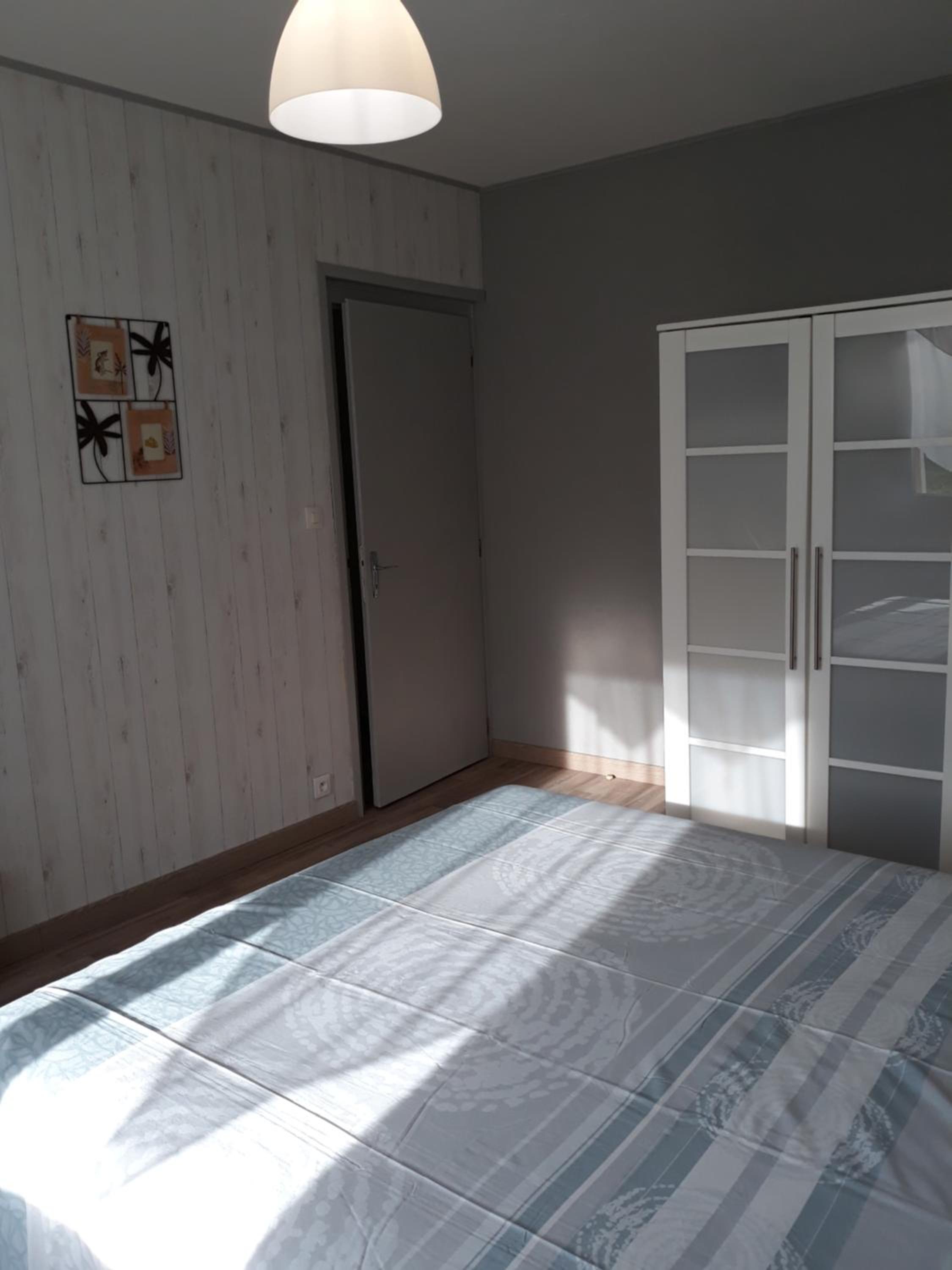 Deluxe Double Room (2 Adults + 1 Child) photo 2