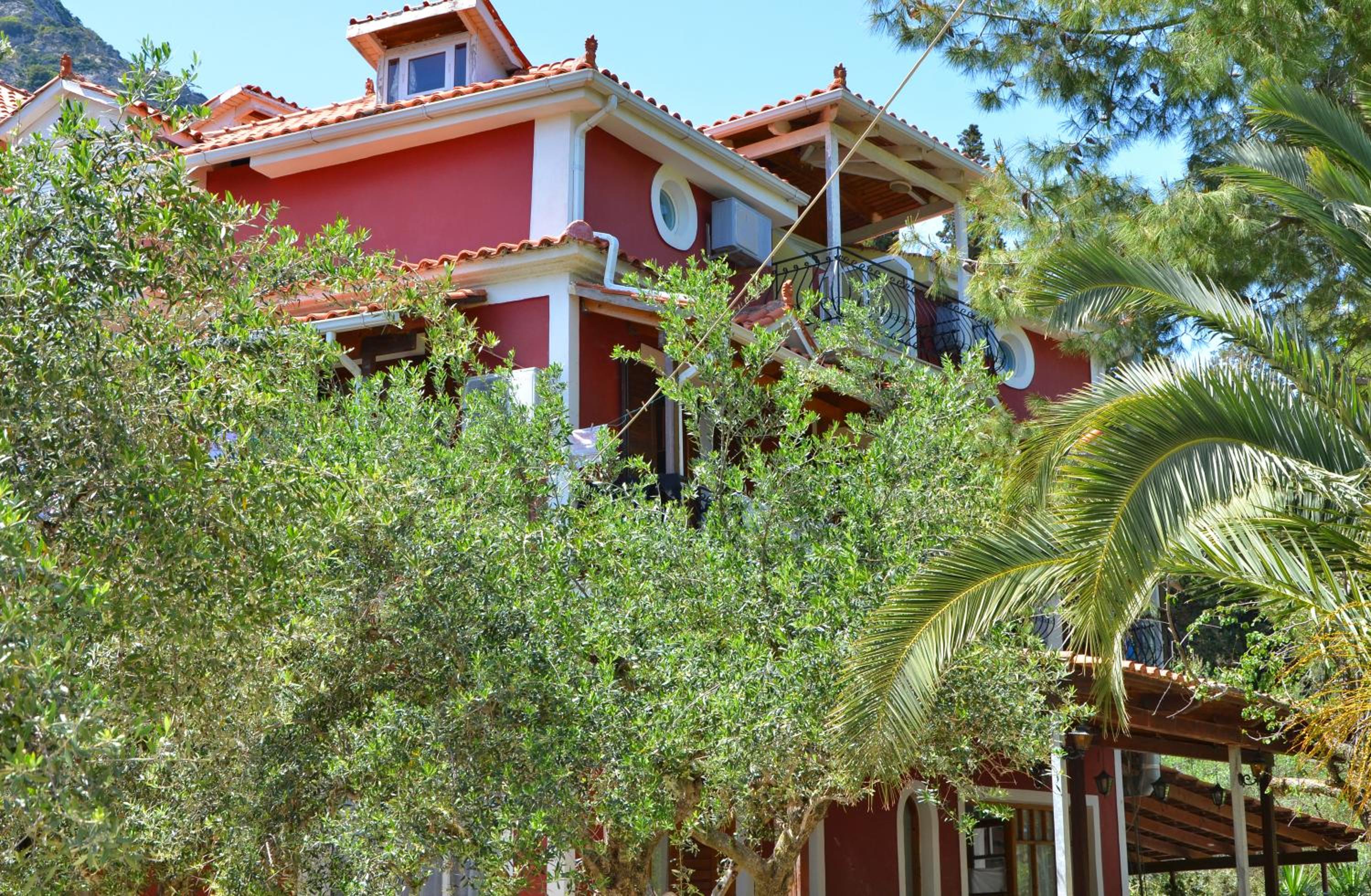 Double or Twin Room with Sea View - Photo 9