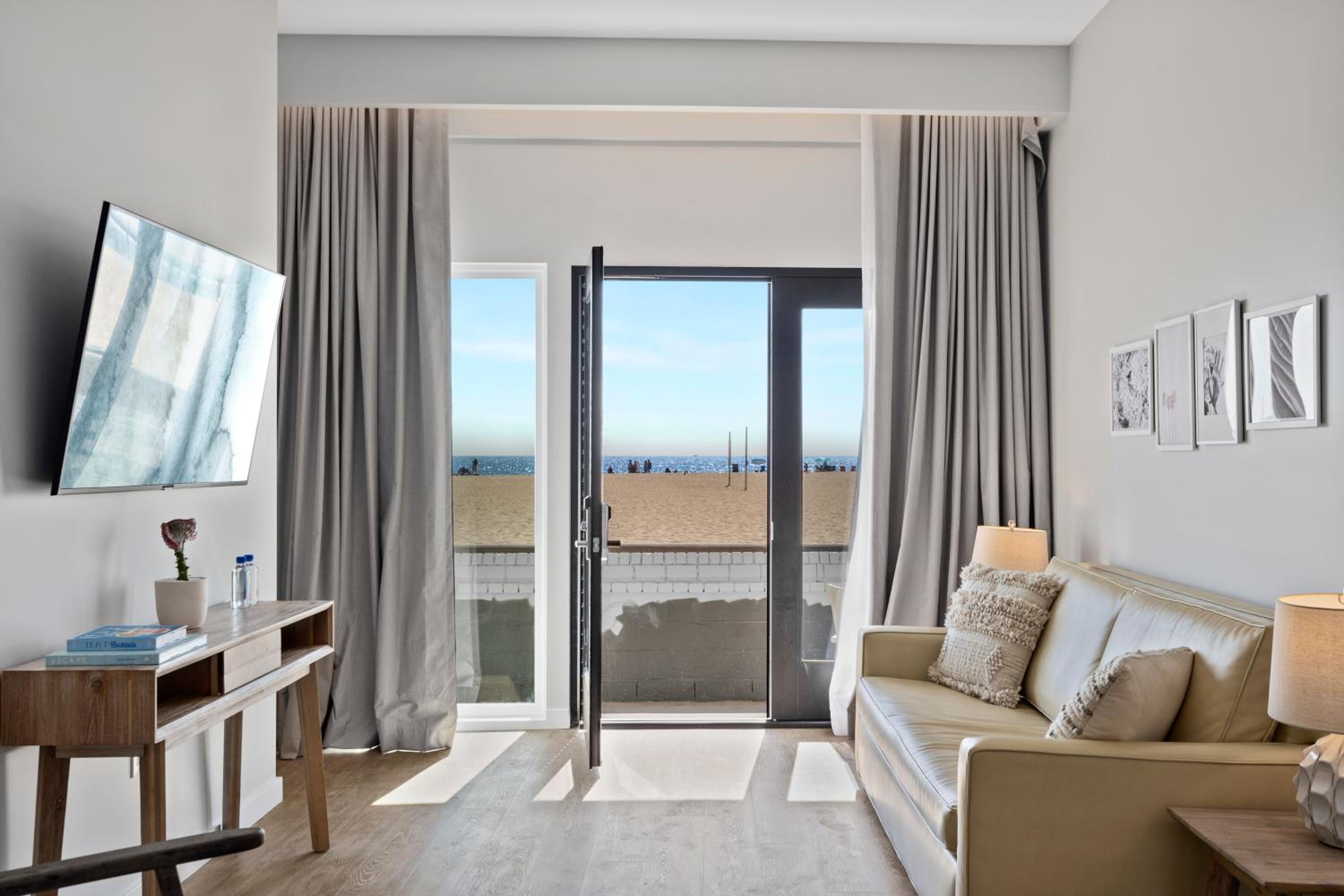 King Suite with Ocean View - Photo 4