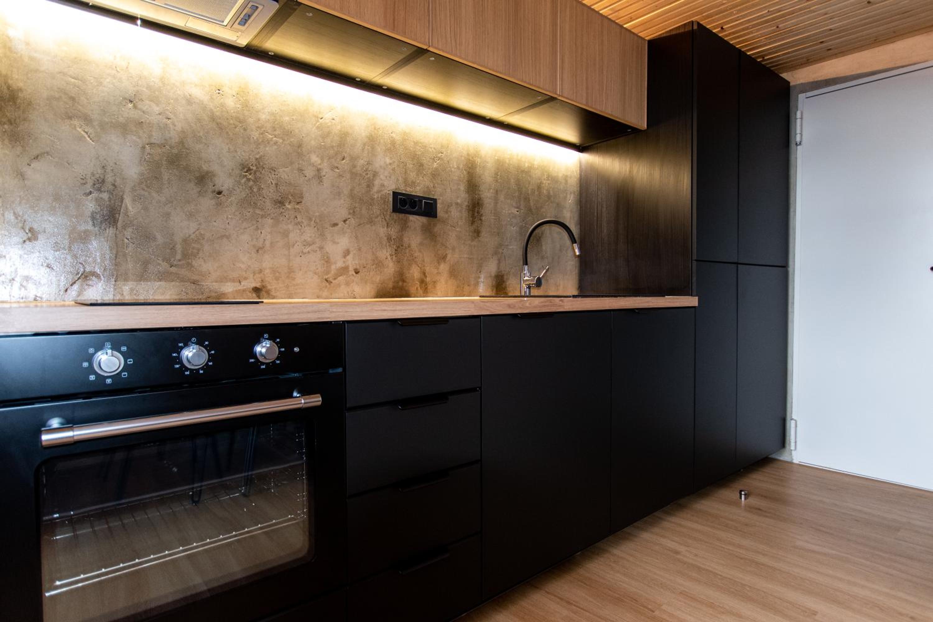 Apartment - Split Level photo 2