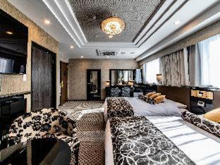 High Floor Standard Double Room above 26th Floor - Non-Smoking (1 Adult) 