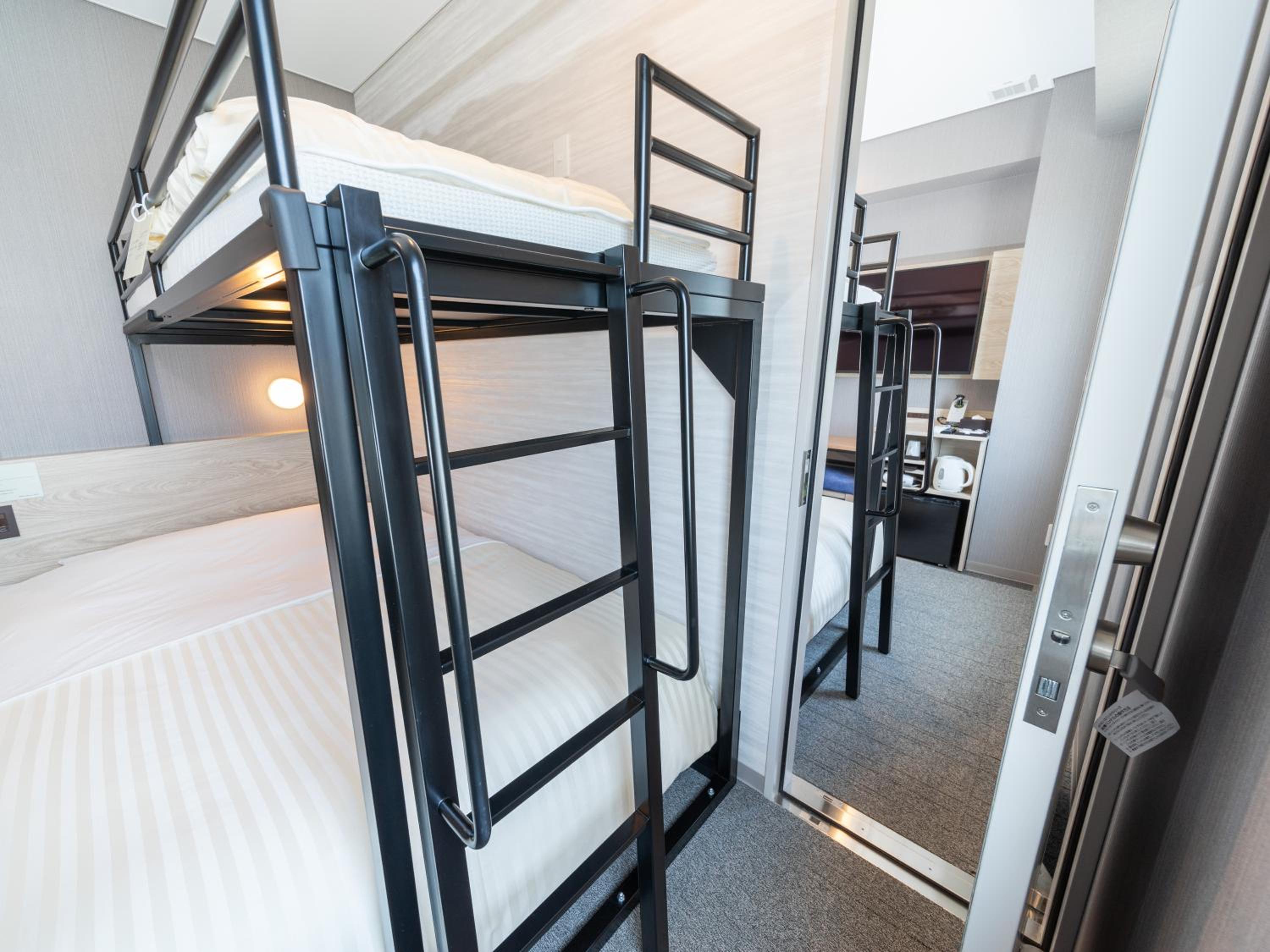 Two Connecting Twin Rooms with Bunk Beds - Non-Smoking - Photo 12