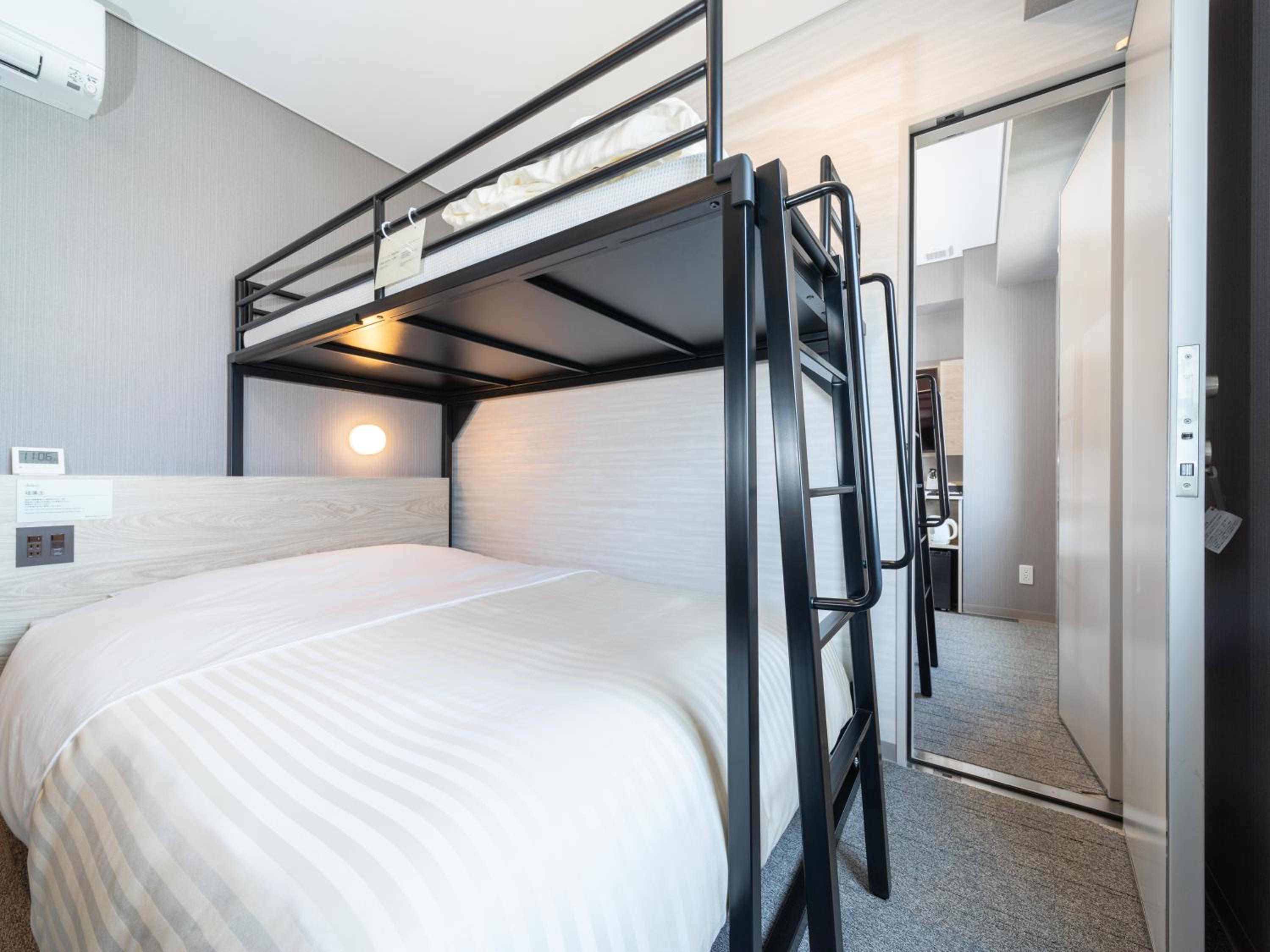 Two Connecting Twin Rooms with Bunk Beds - Non-Smoking - Photo 13