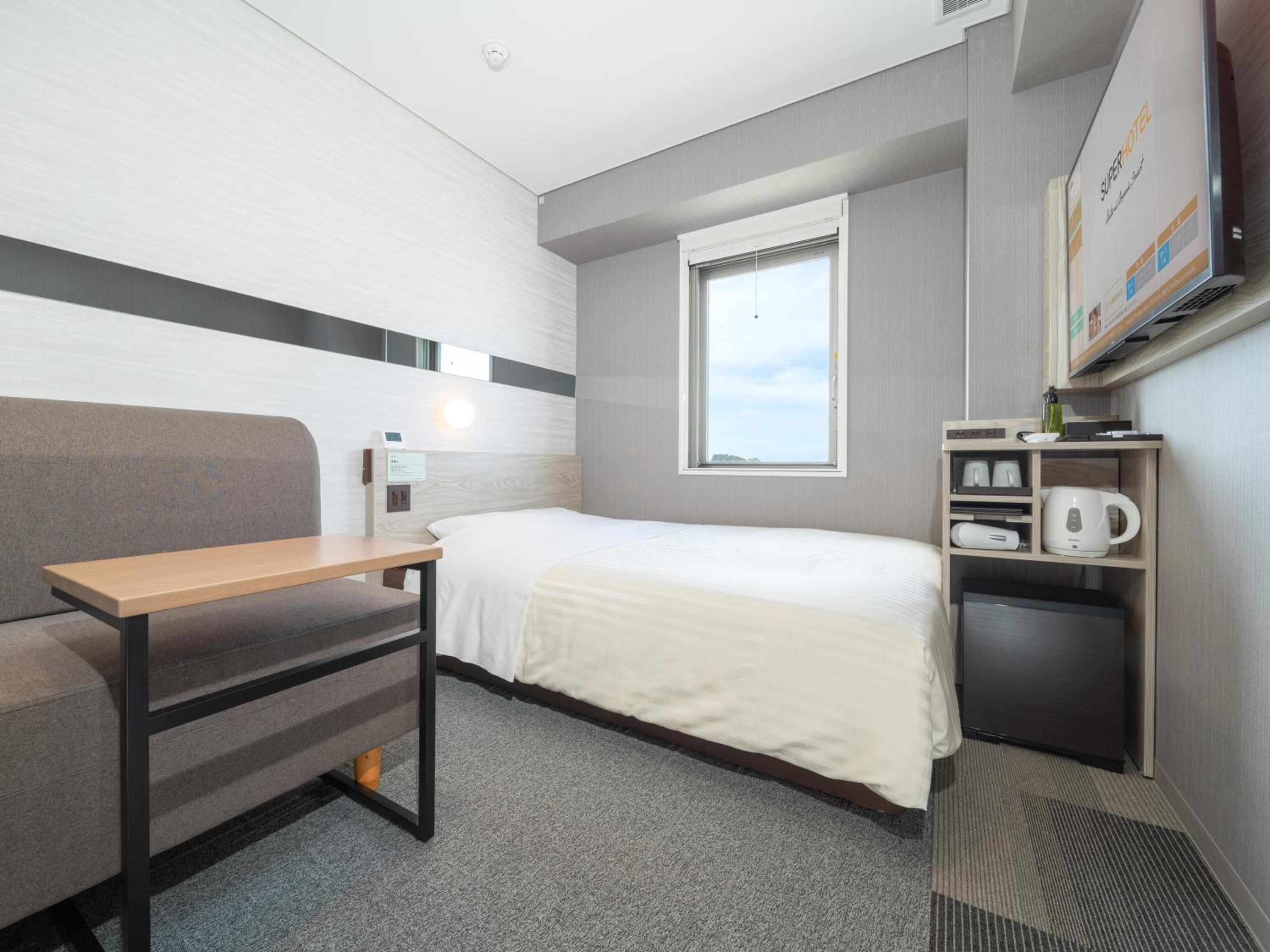 Standard Double Room with Sofa - Non-Smoking - Photo 5