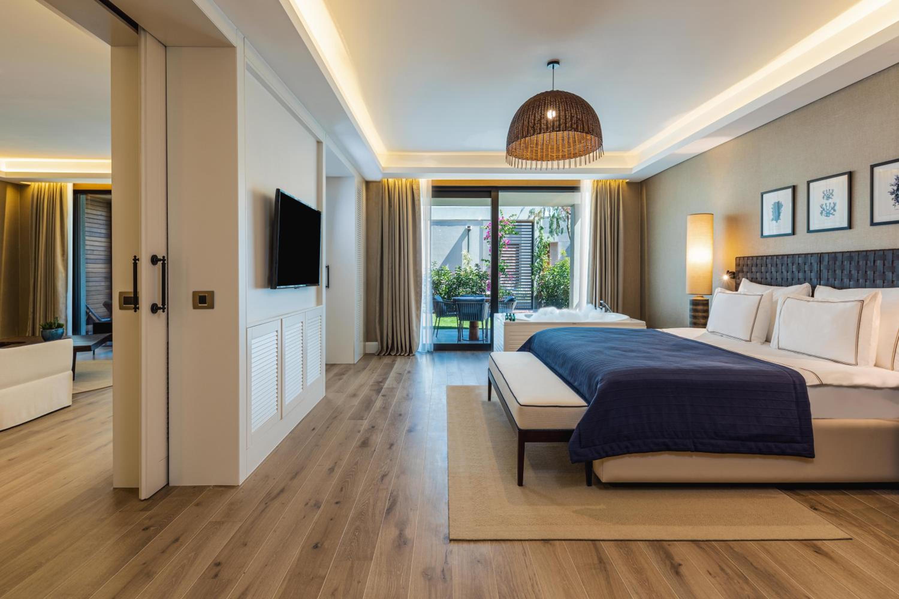 Grand Garden Suite photo 3