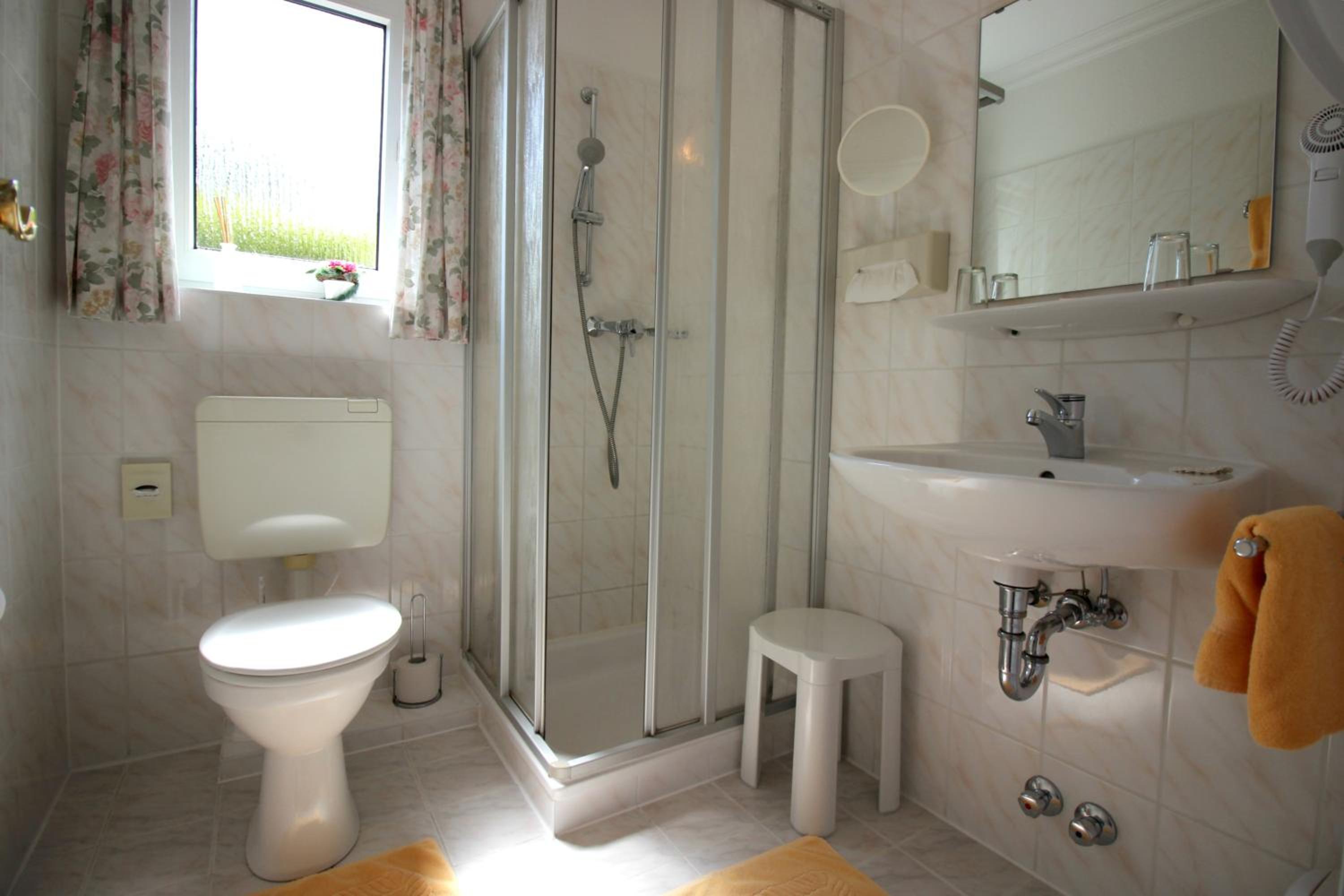 Double Room - Photo 3