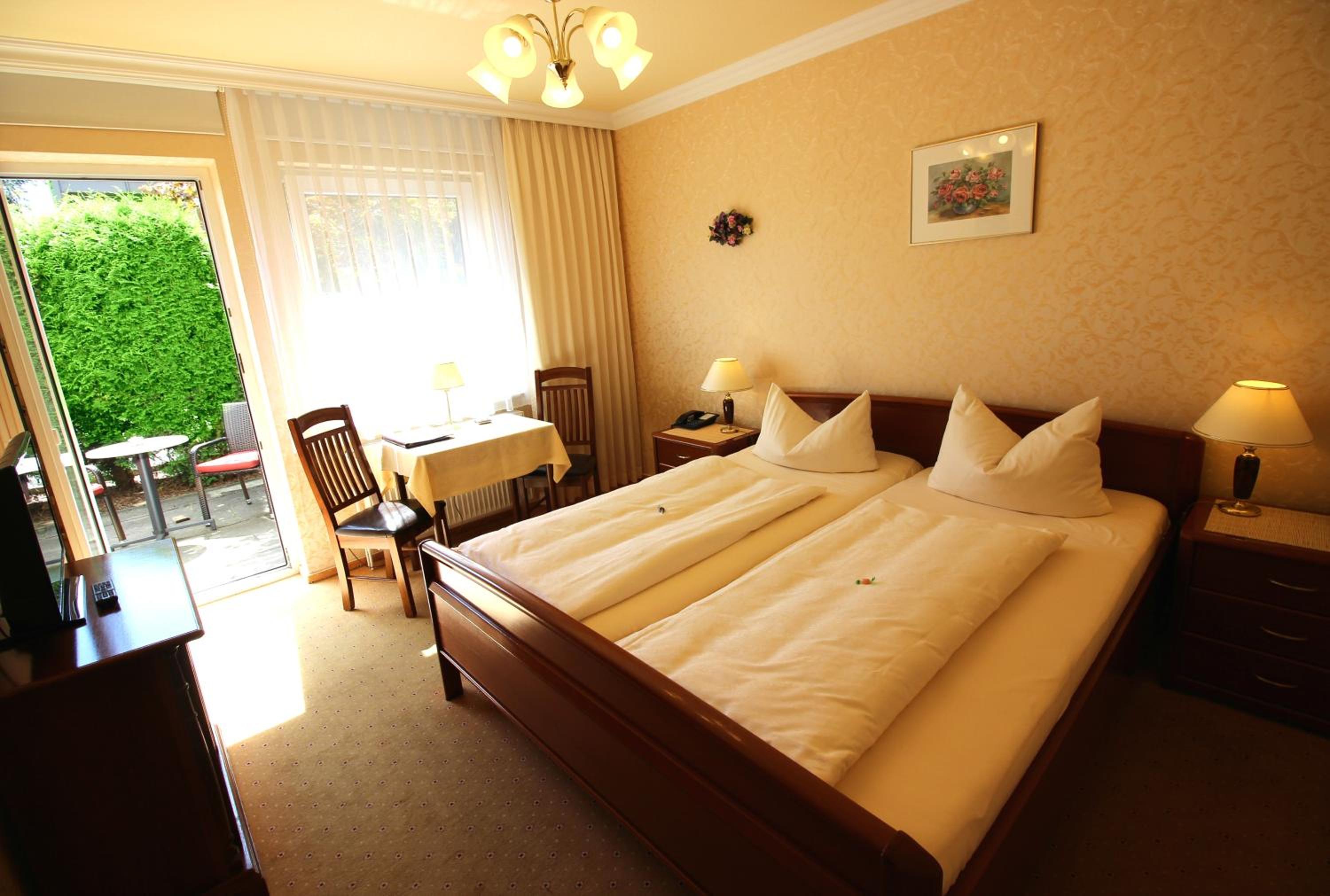 Double Room - Photo 1