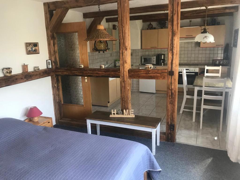 One-Bedroom Apartment photo 1