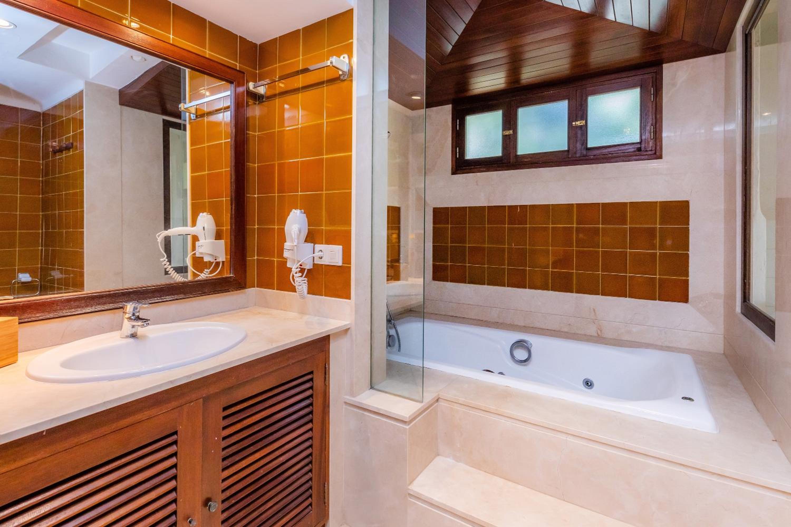 Vacation Home - Photo 2