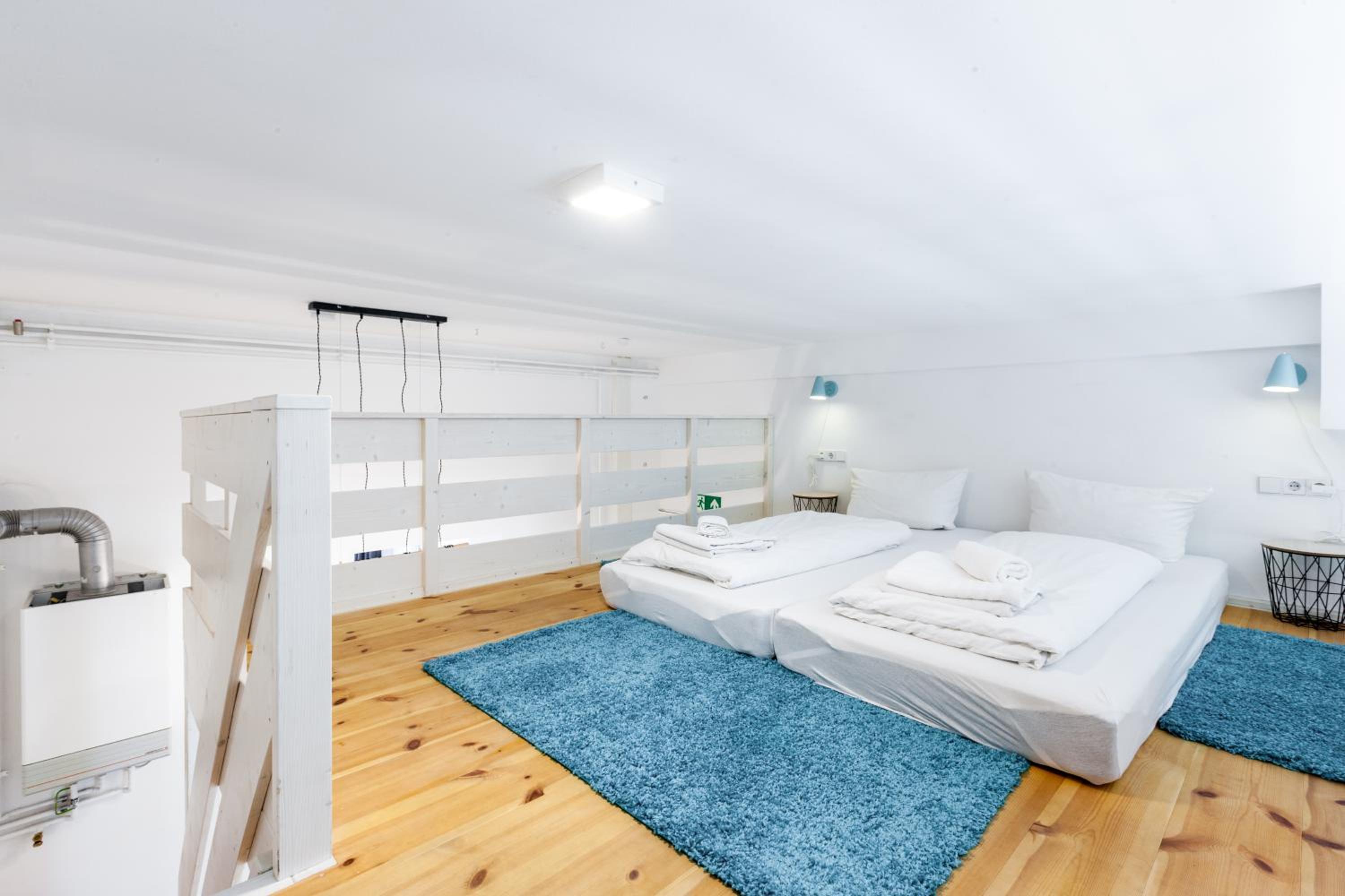 One-Bedroom Apartment photo 3