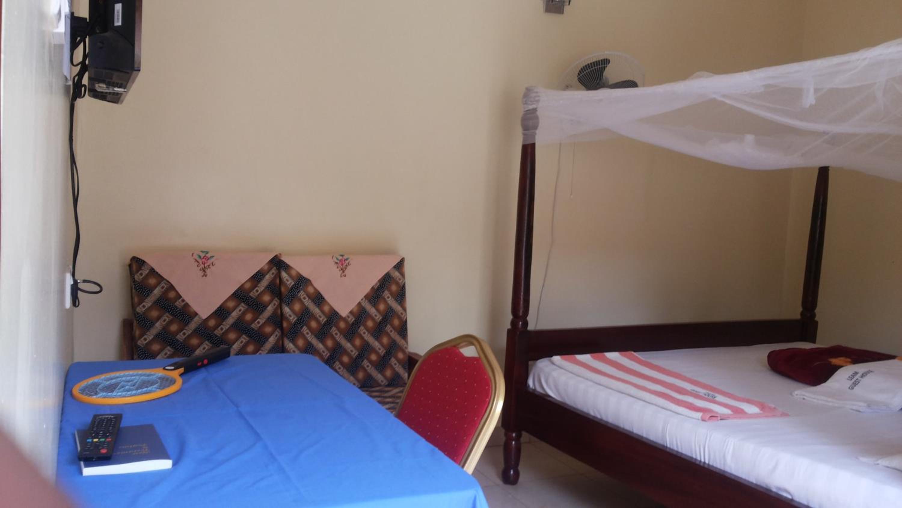 Deluxe King Room photo 2