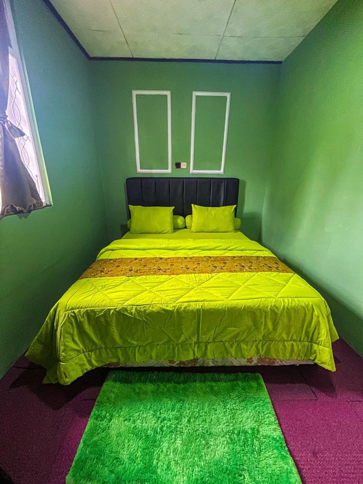 Double Room with Private Bathroom photo 1
