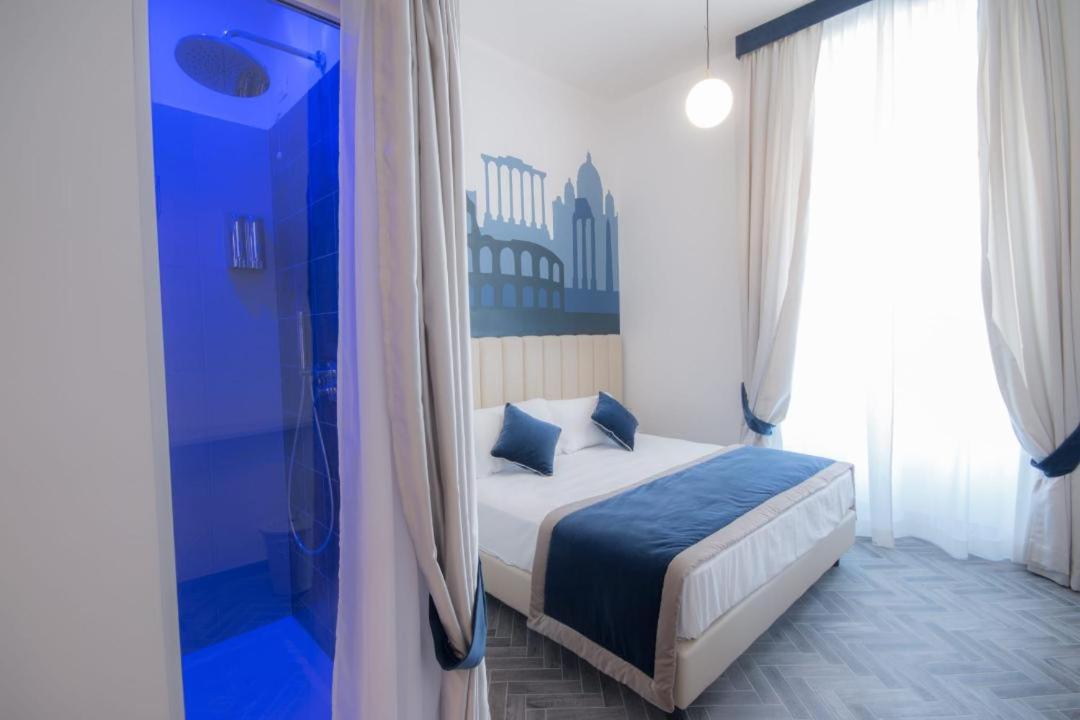 Superior King Room photo 2