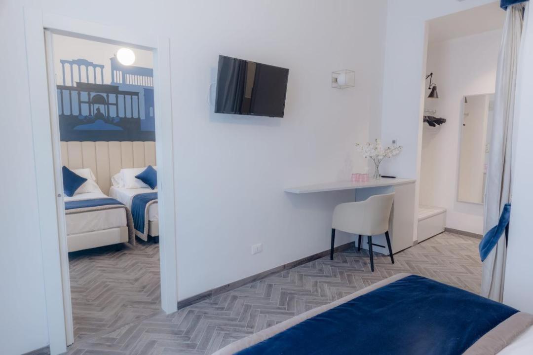 Deluxe Twin Room photo 3