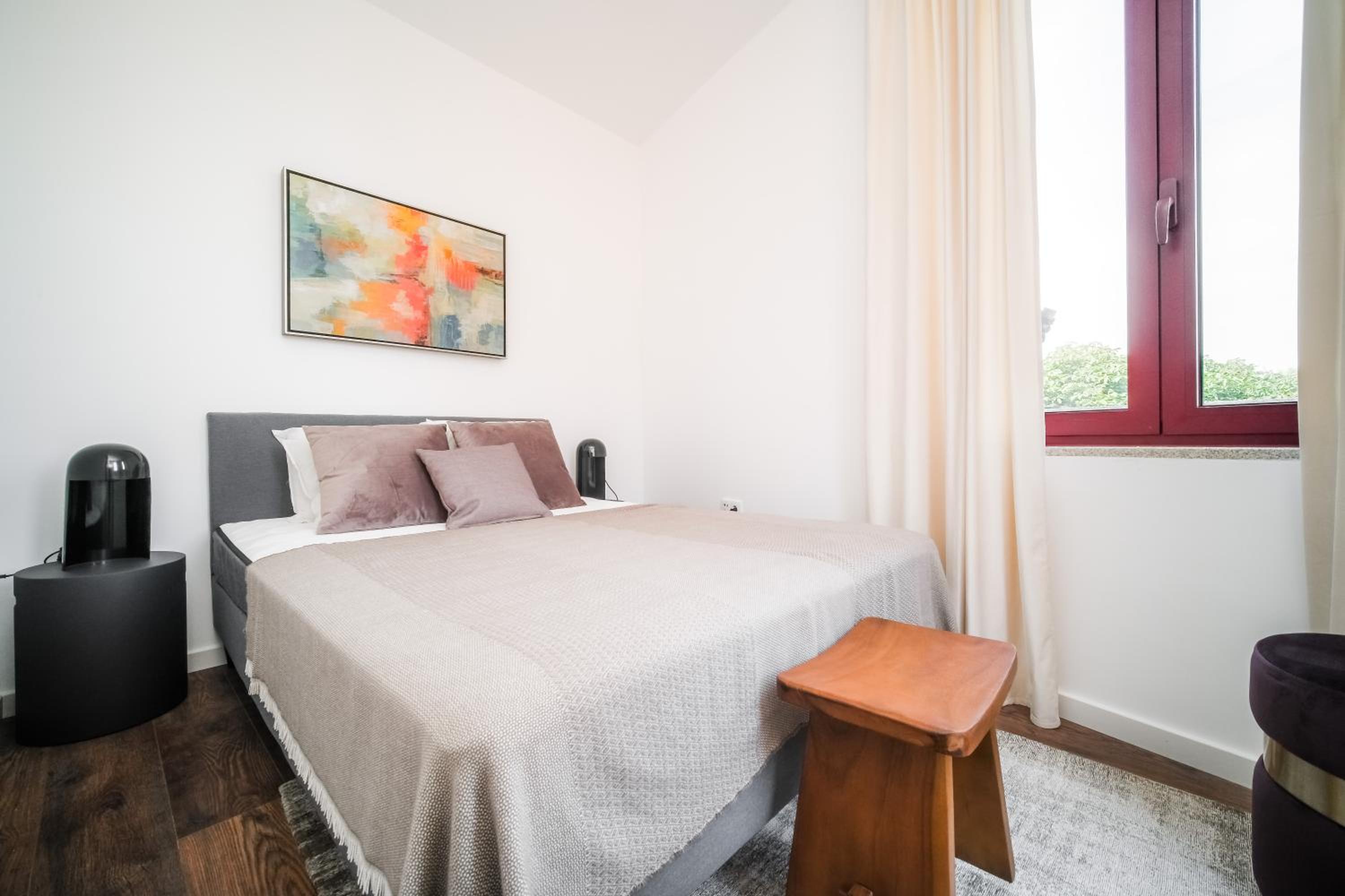 Apartment with Balcony - Photo 13