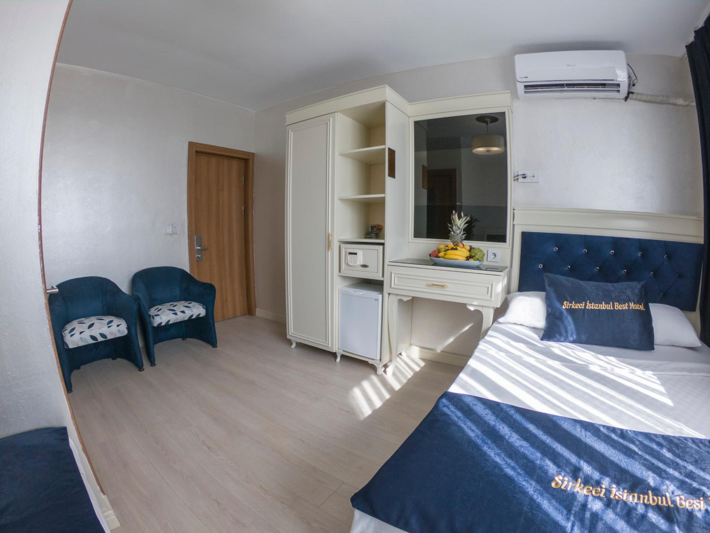 Standard Double or Twin Room photo 1