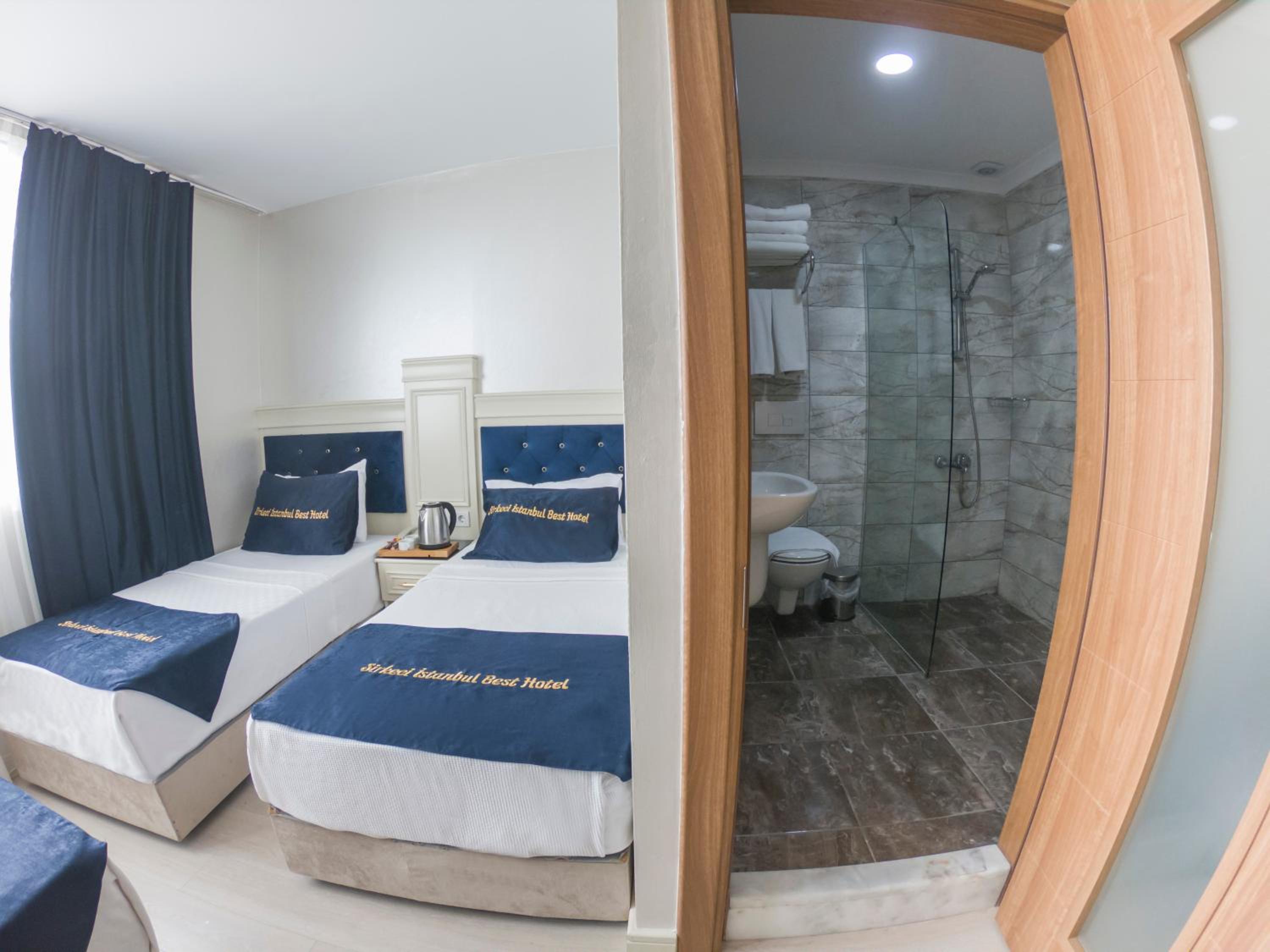 Standard Triple Room photo 2