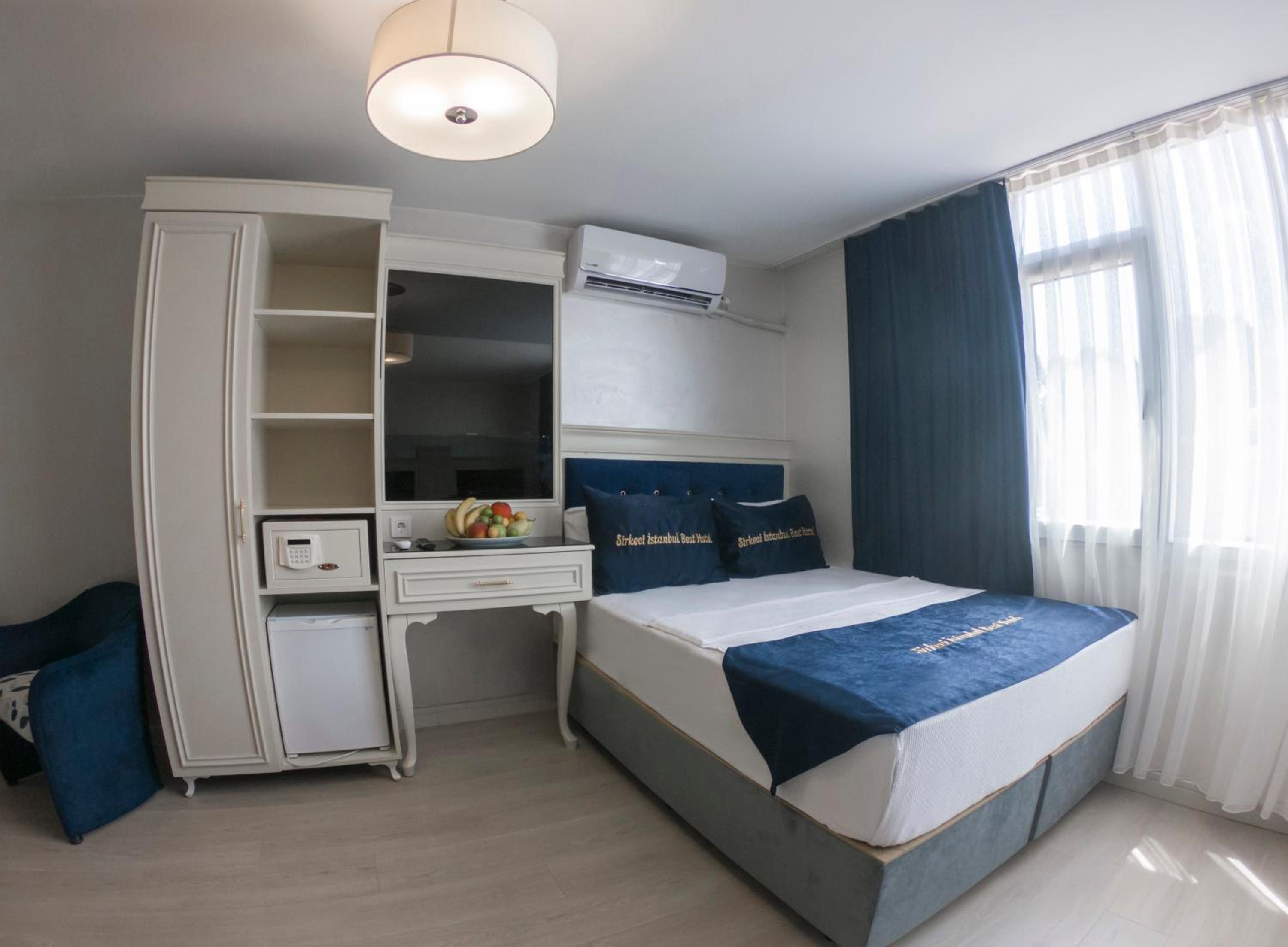 Standard Double or Twin Room photo 2