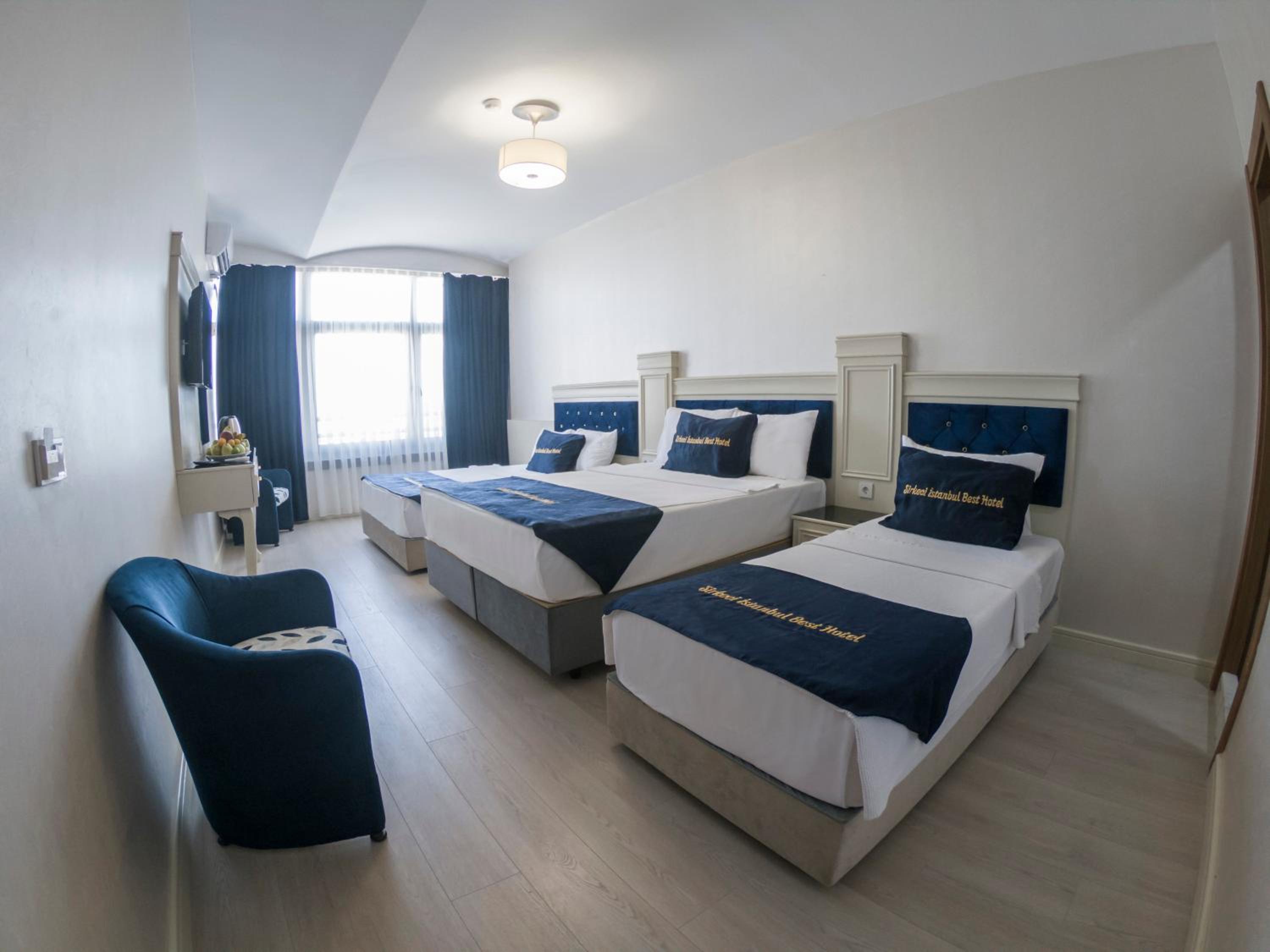 Quadruple Room with Sea View photo 3