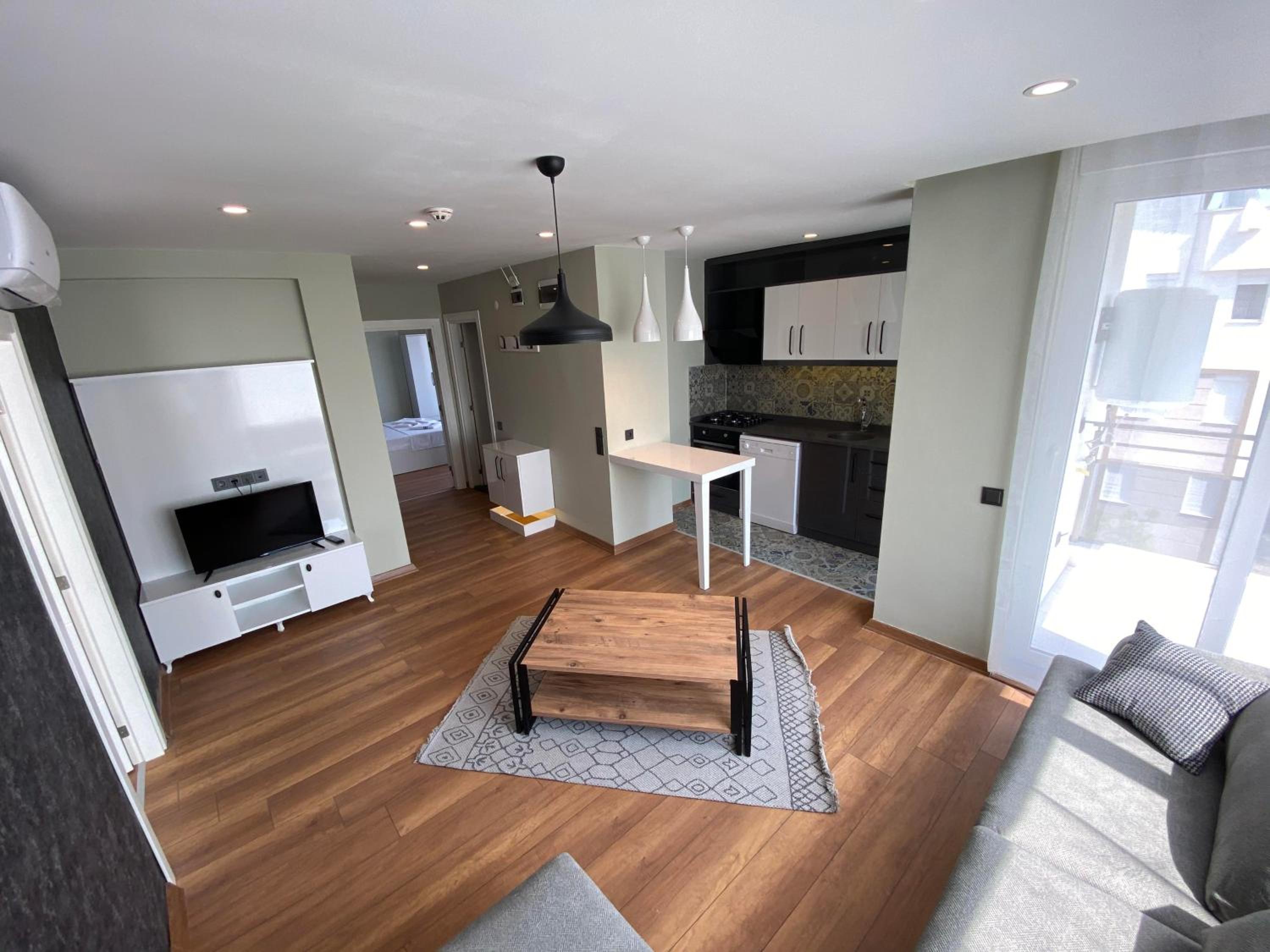 One-Bedroom Apartment