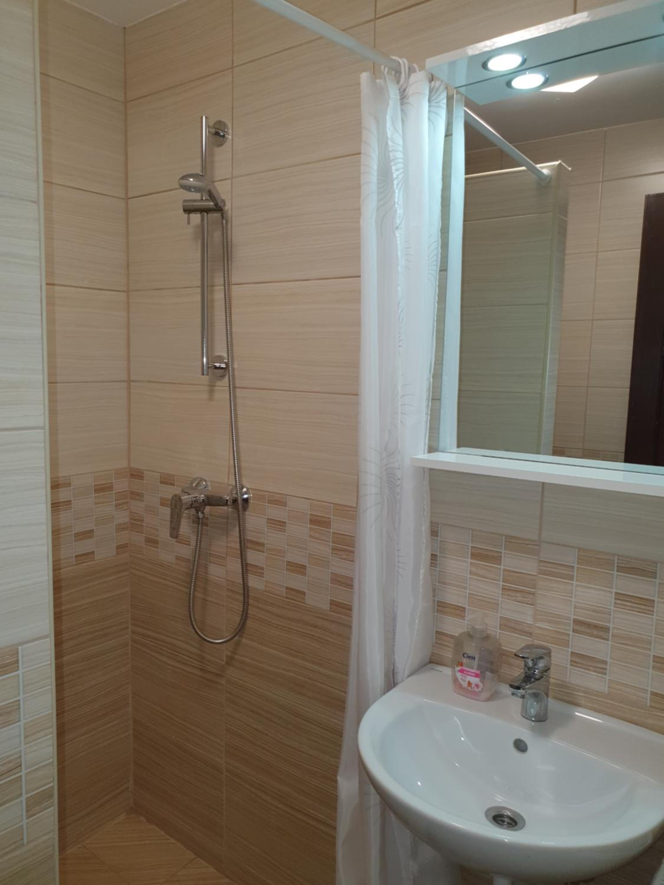 Apartment - Photo 28