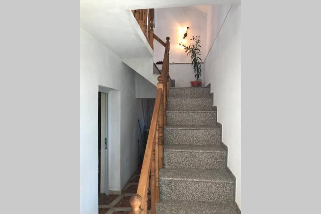 Four-Bedroom House - Photo 4
